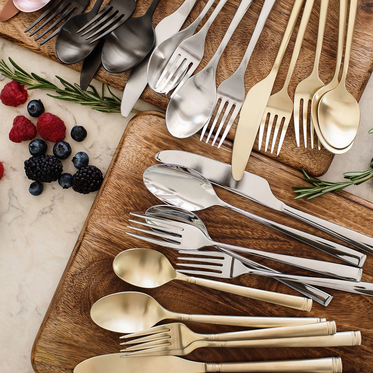Marlise Mirror 20 Piece Flatware Set