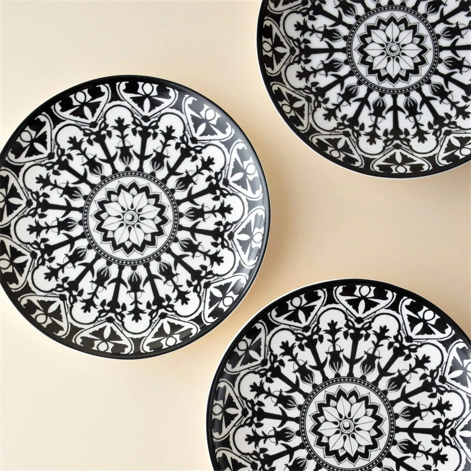 Matriarch Porcelain Canaps Set toilet seat cover, slow close seat