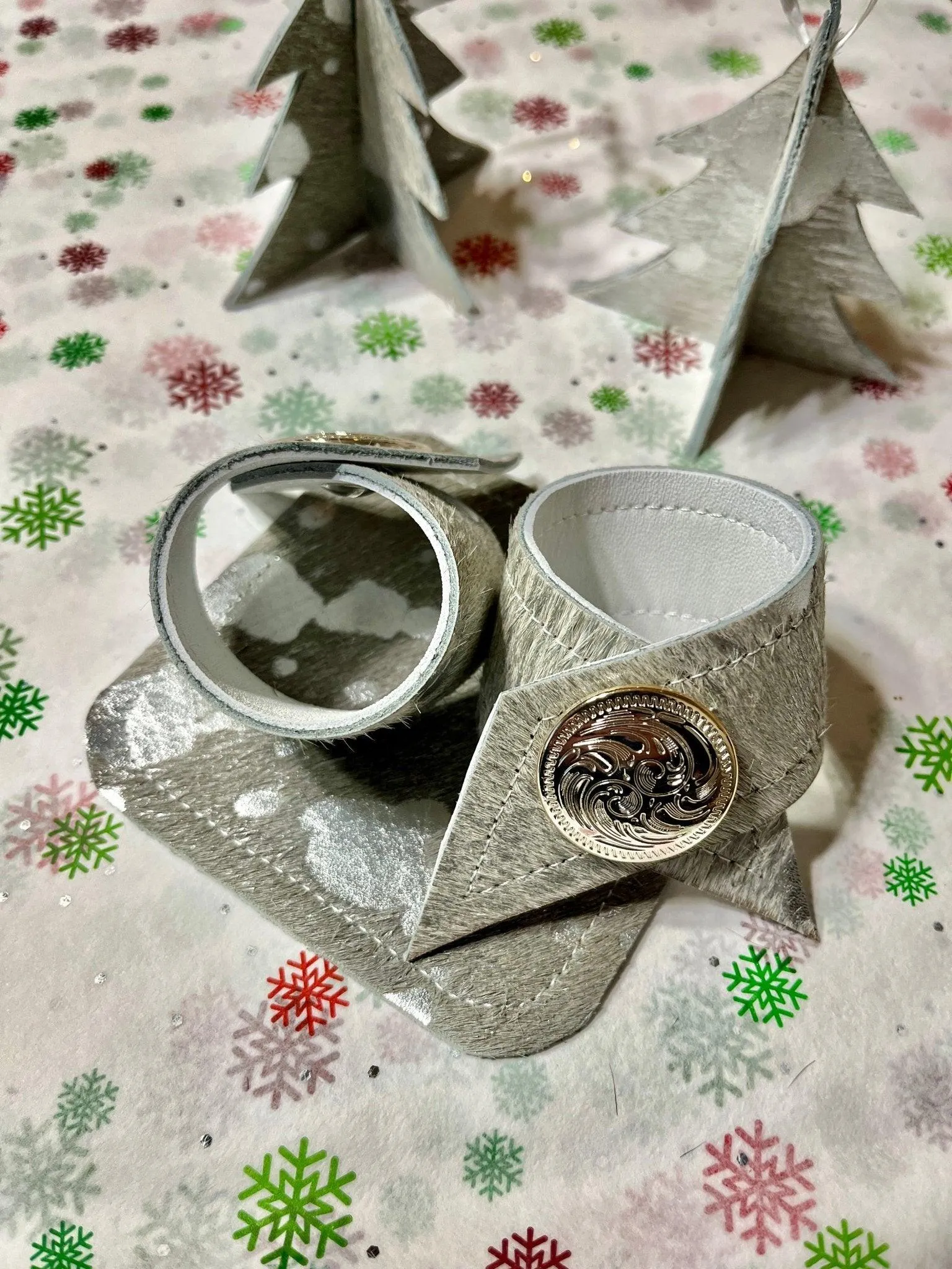 Metallic Cowhide & Concho Napkin Rings