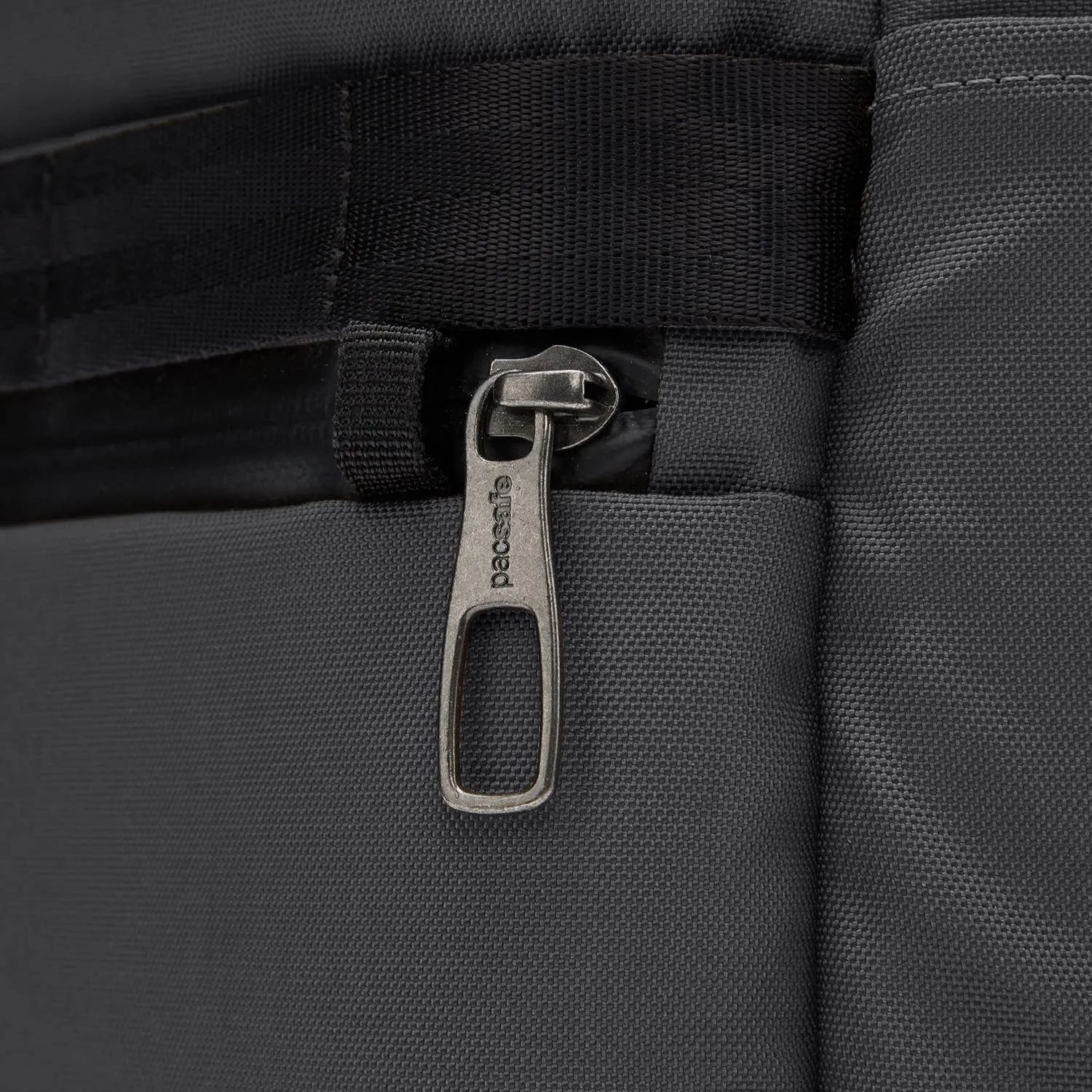 Metrosafe X 25L backpack Bags Pacsafe