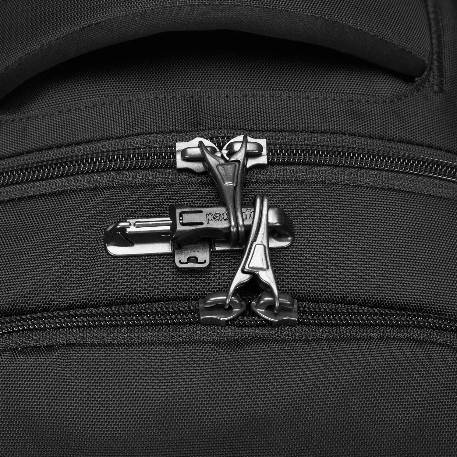 Metrosafe X 25L backpack Bags Pacsafe