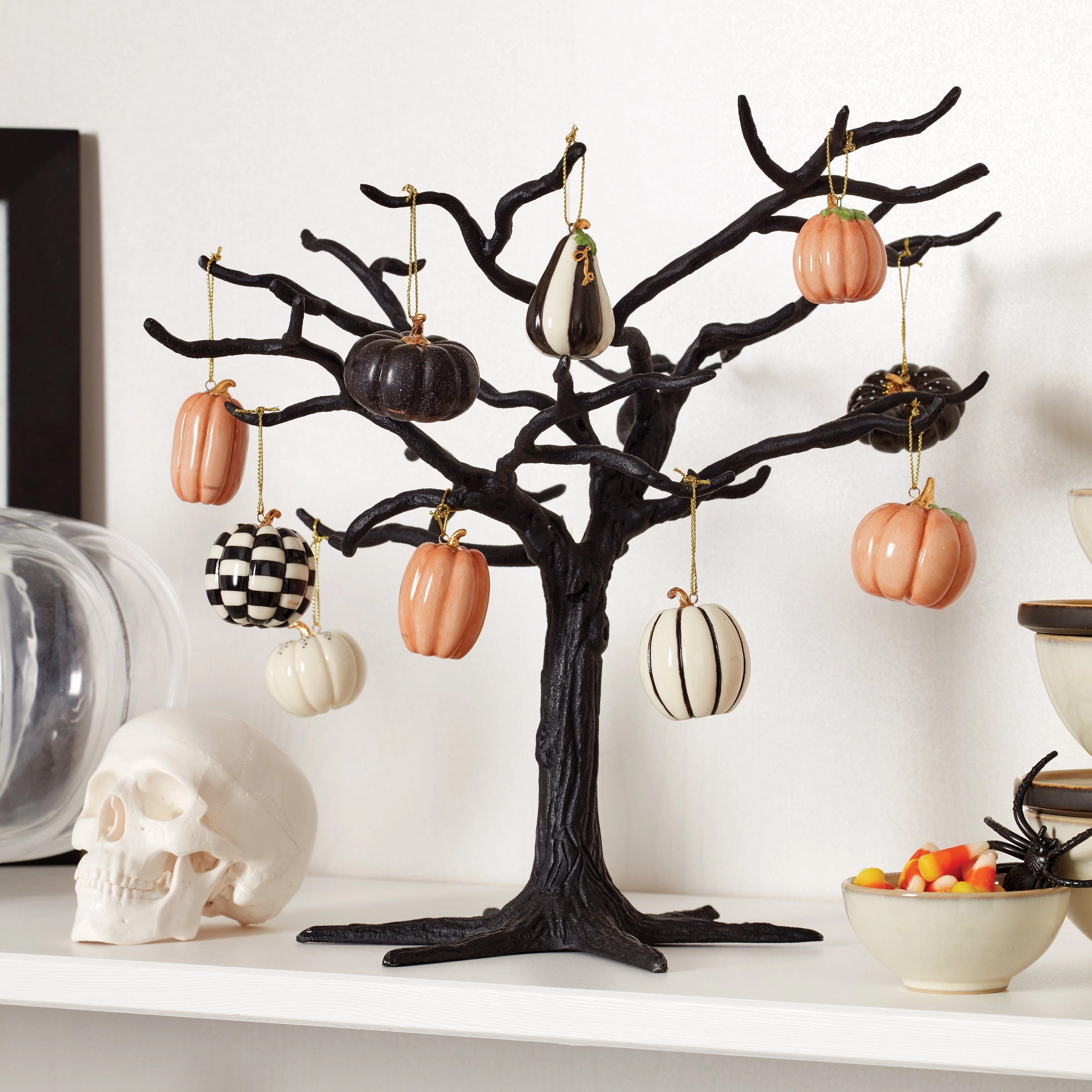 Mini Pumpkin 11-Pc Ornament & Tree Set