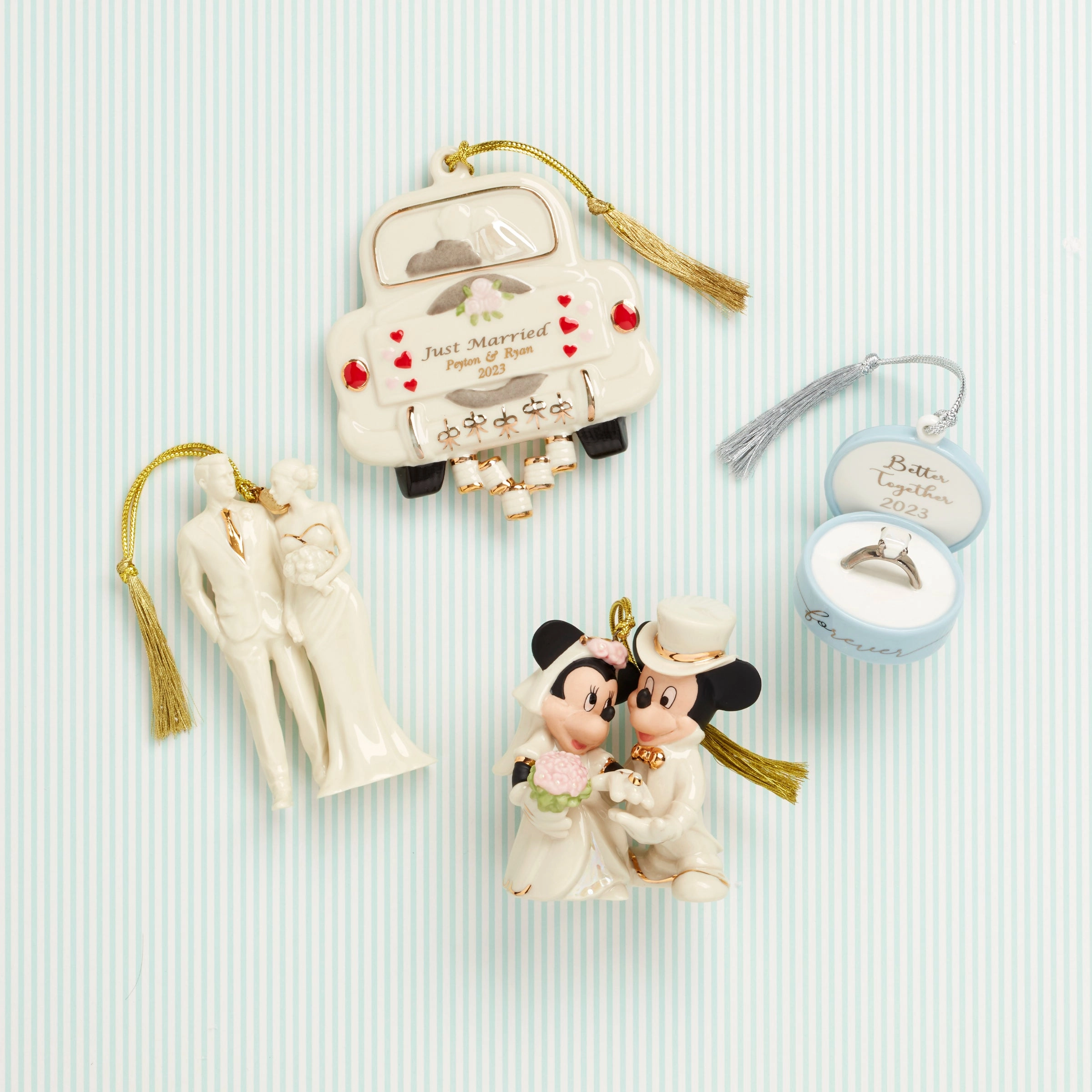 Minnie's Dream Wedding Ornament