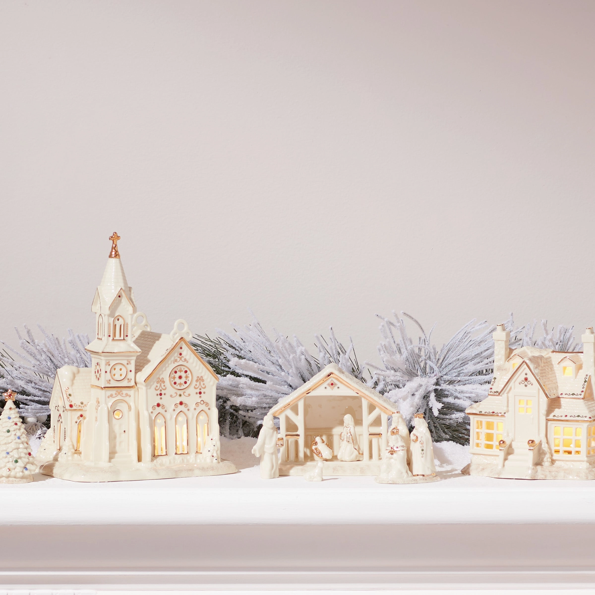 Mistletoe Park 6-Piece Manger Figurine Set