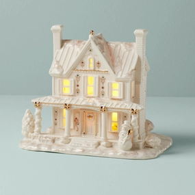 Mistletoe Park Lit Farmhouse Figurine