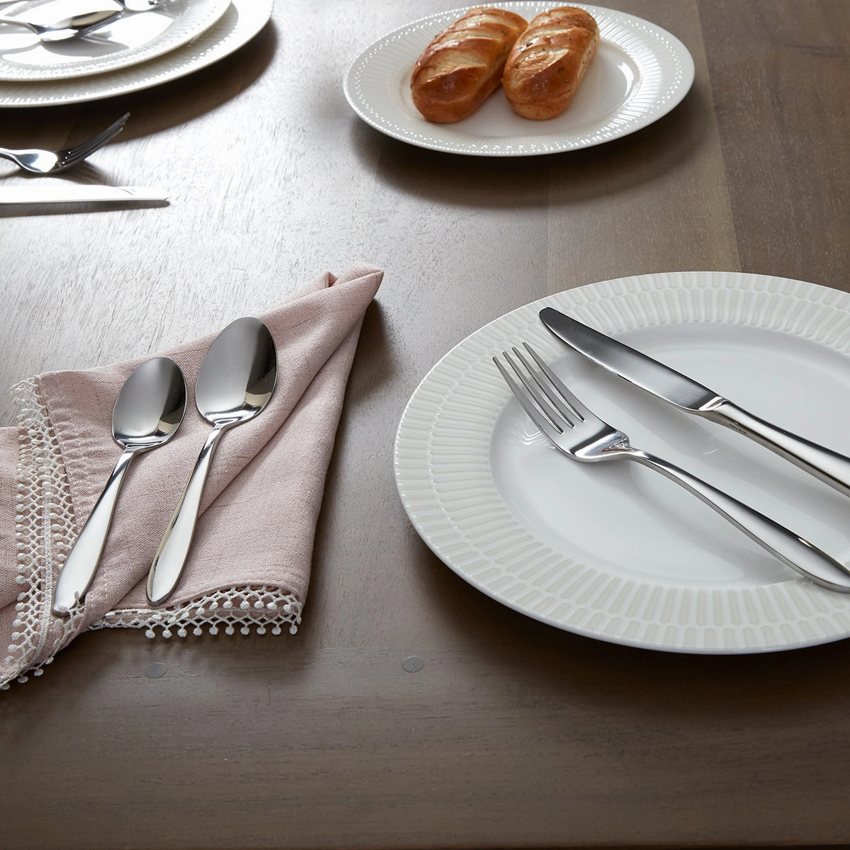 Mooncrest 20 Piece Flatware Set