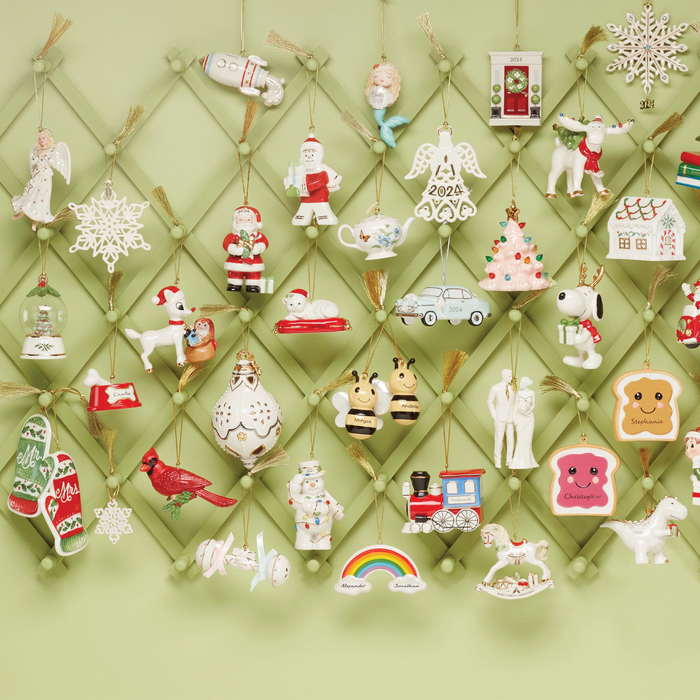 Mr. & Mrs. Mitten Ornaments - Set Of 2