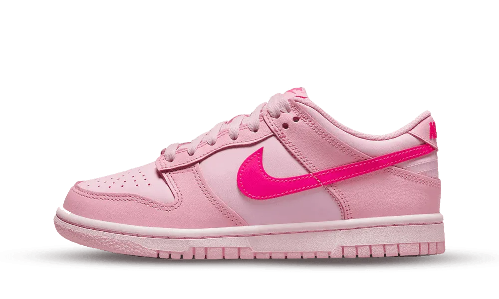Nike	Sneakers Nike Dunk Low 'Triple Pink' (Barbie)