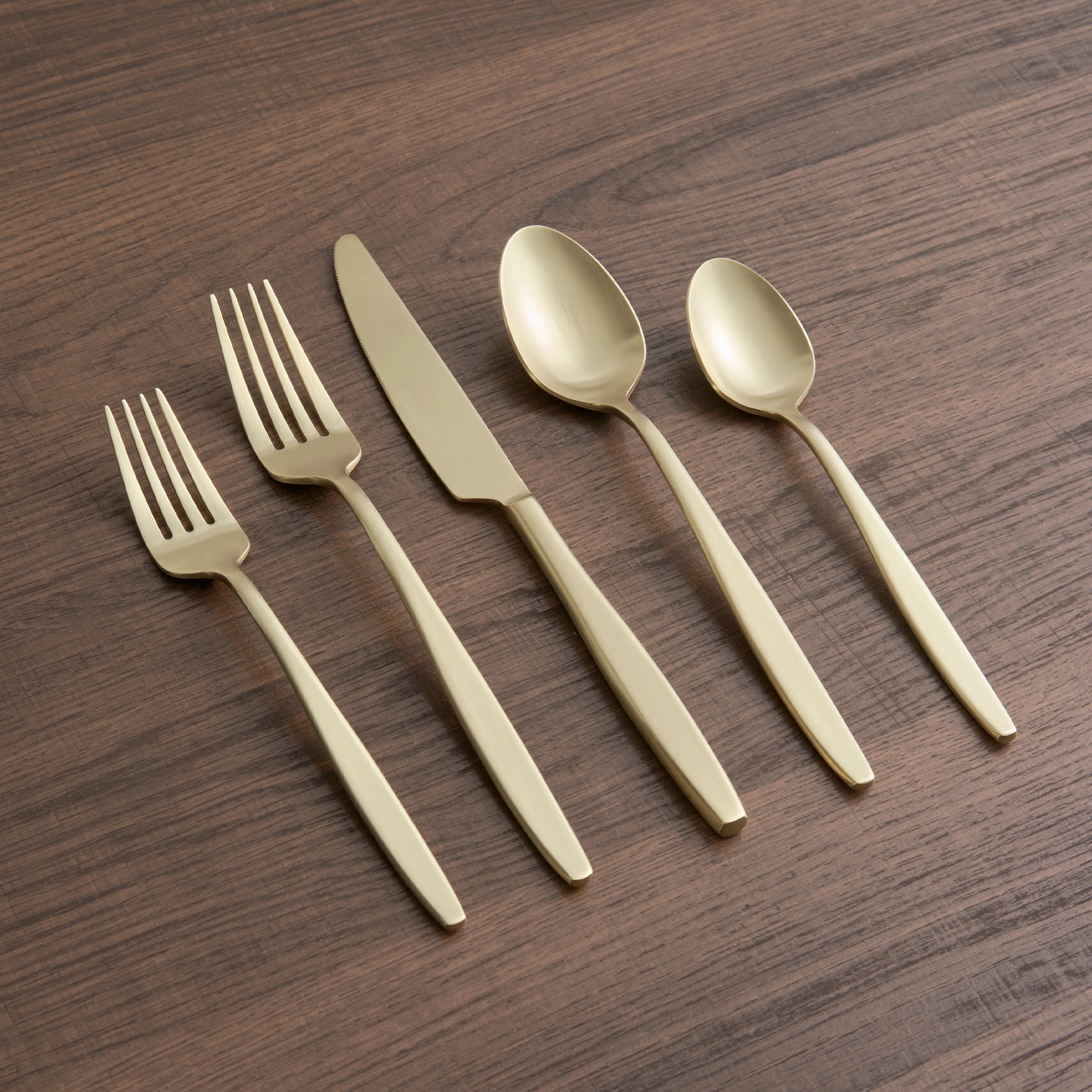 Nylah Champagne Satin 20 Piece Flatware Set