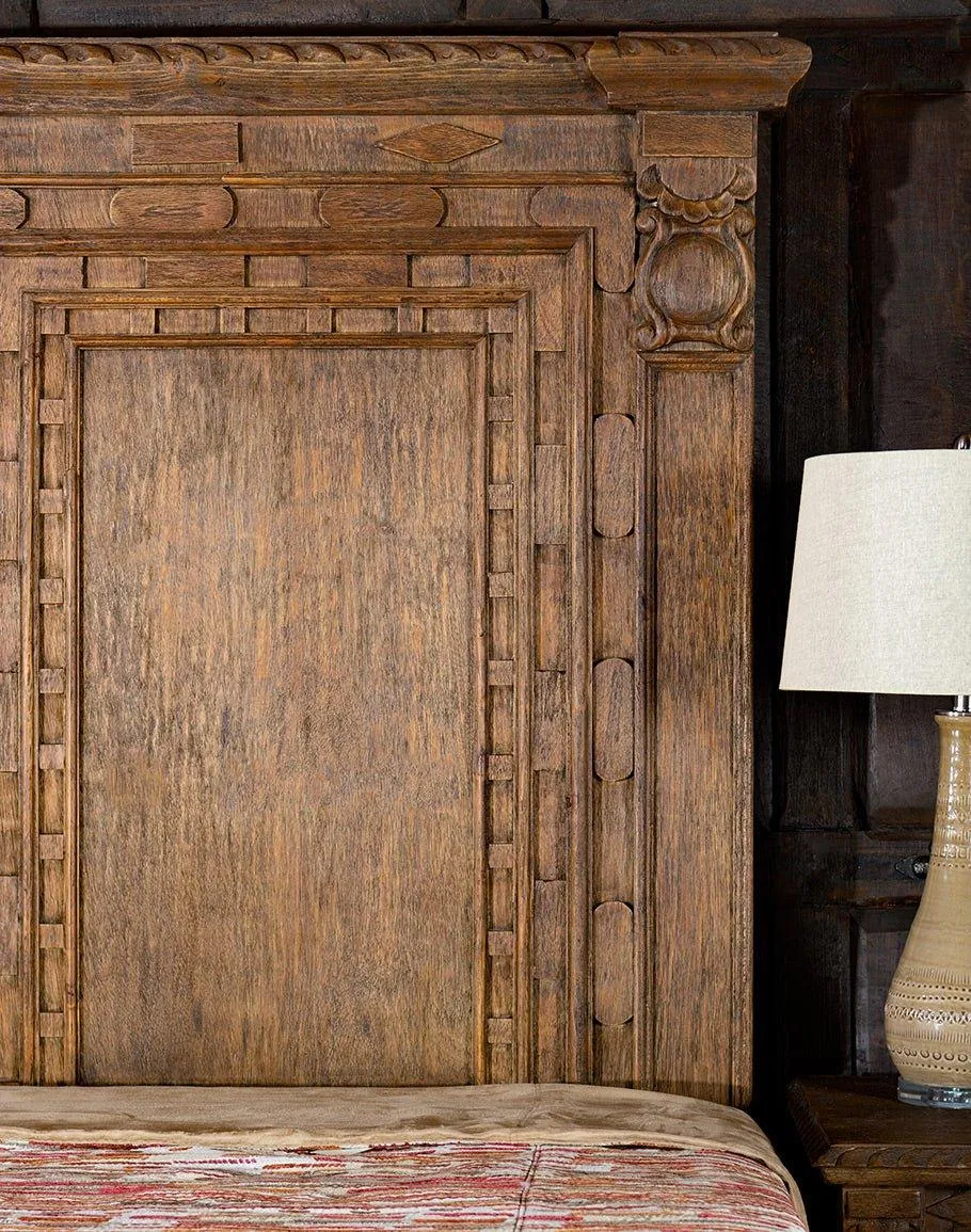 Old World Vaquero King Bed