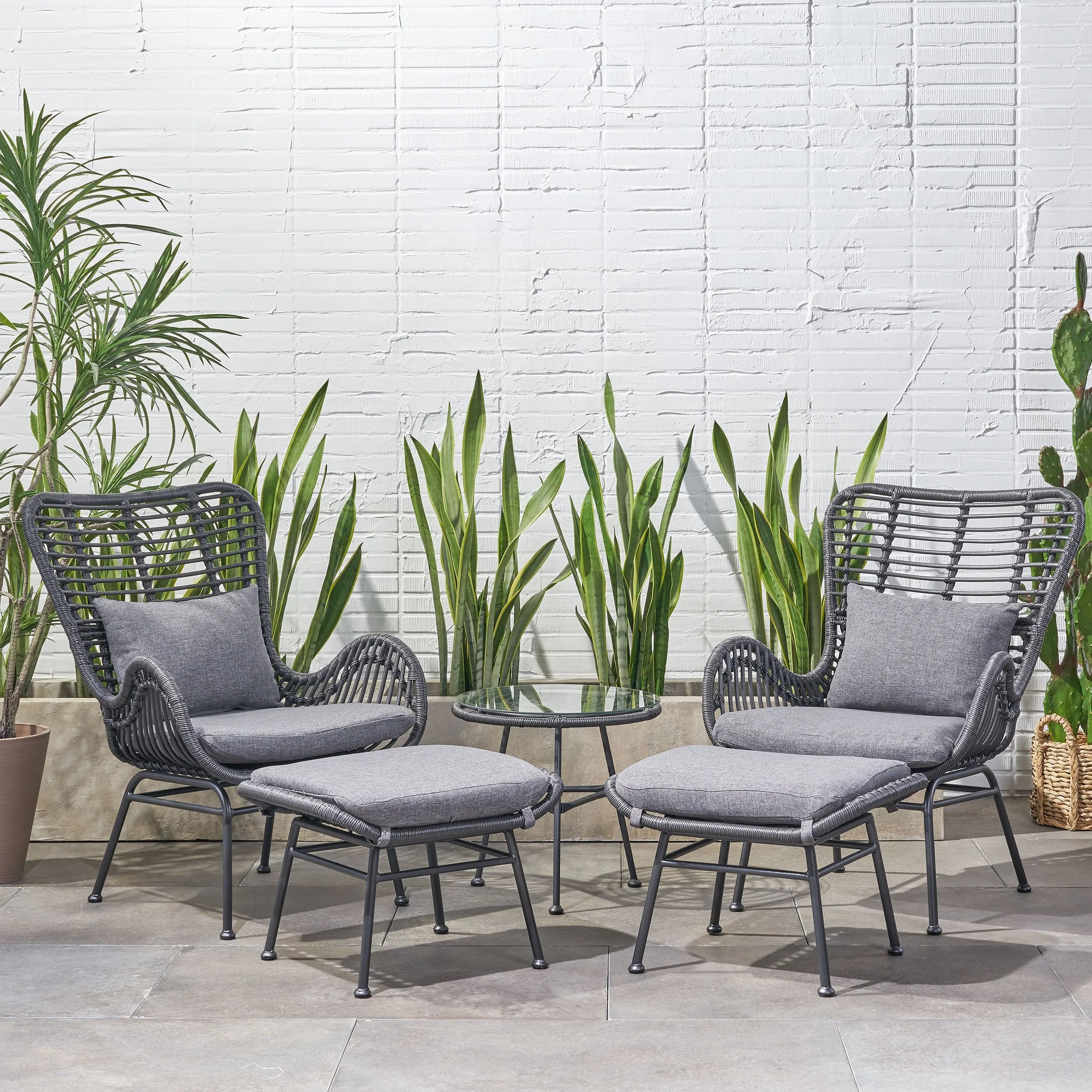 Outdoor 5 Piece Wicker Chat Set with Ottomans - NH190013 patio chairs, outdoor seating