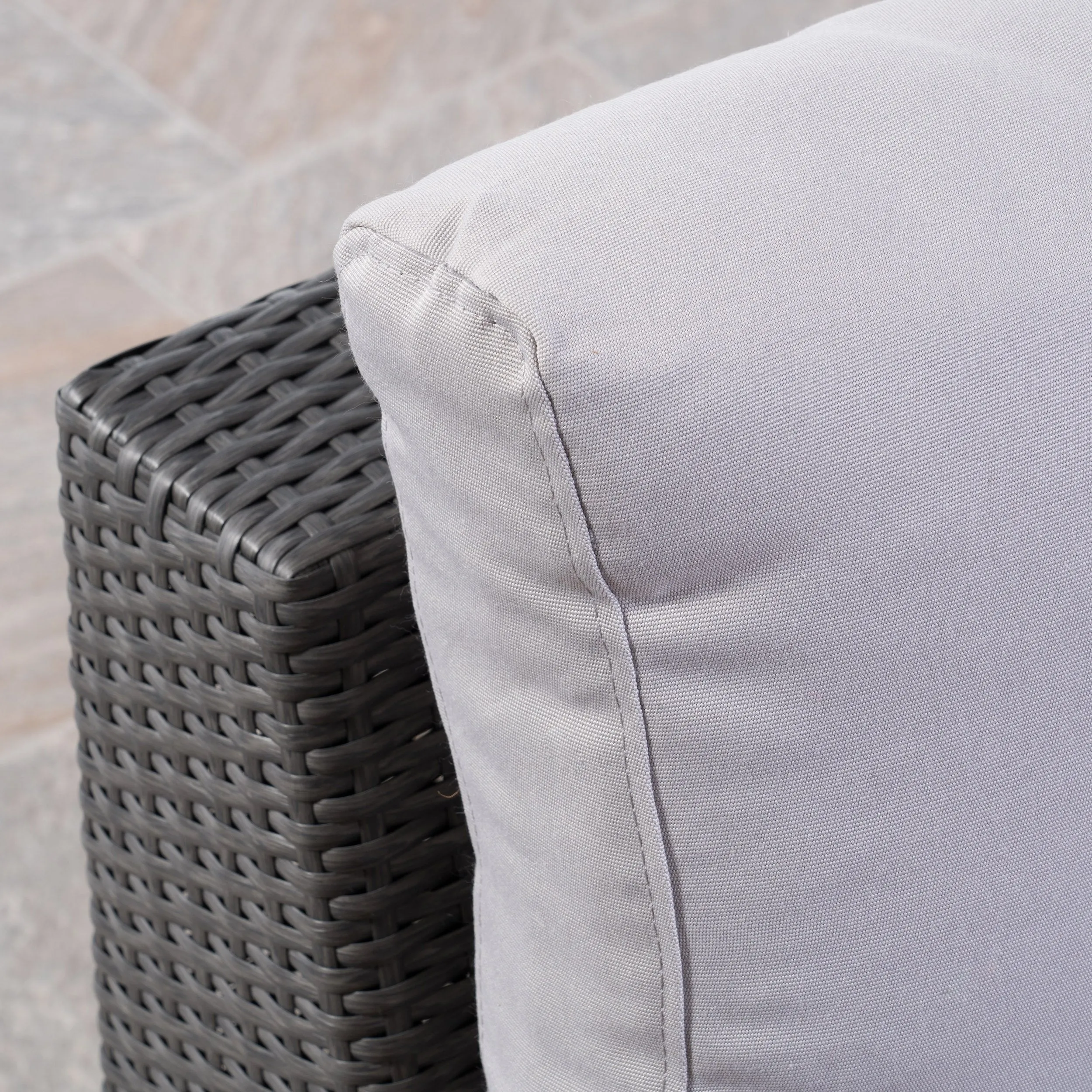 Outdoor 6 Seater Wicker Sectional with Aluminum Frame - NH707503
