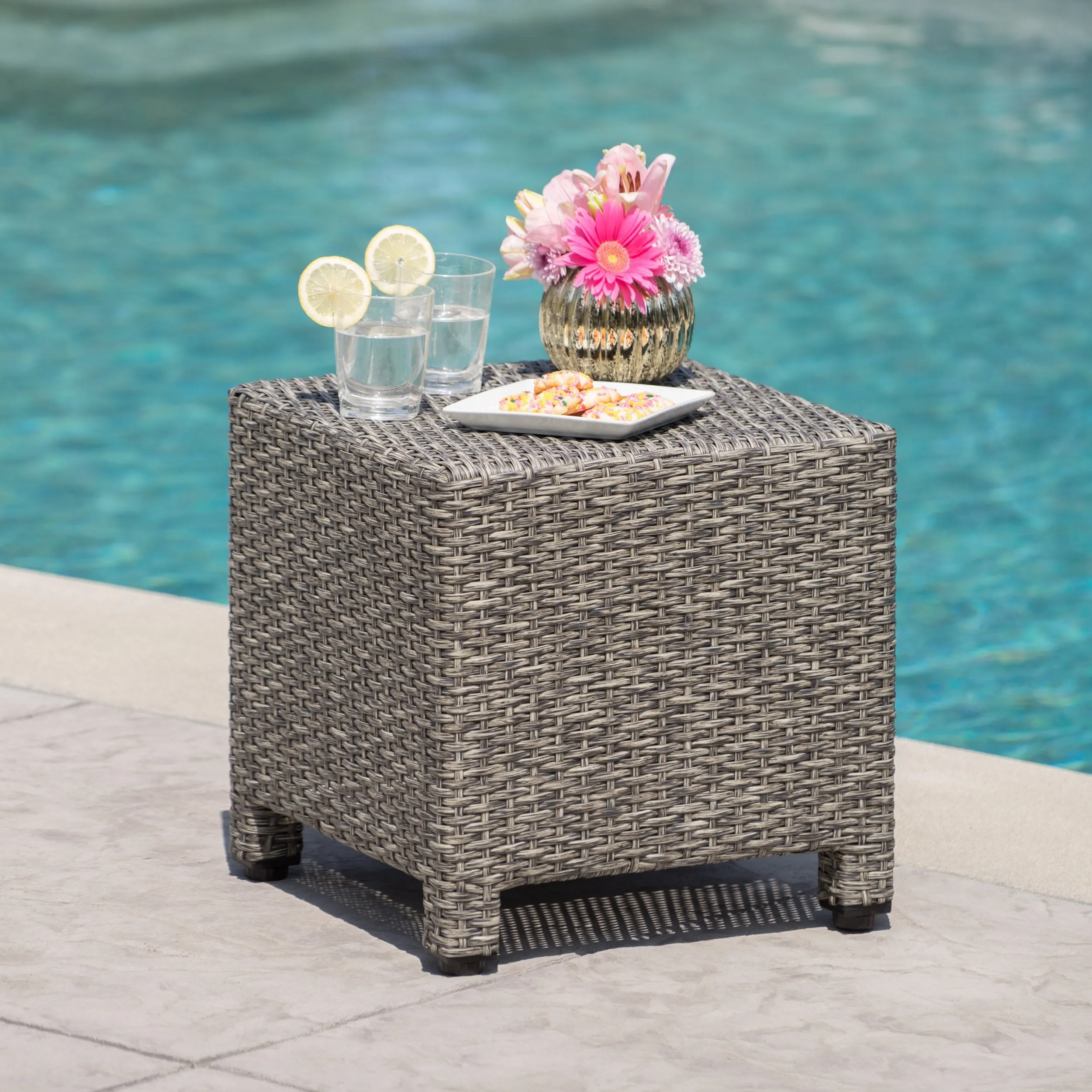 Outdoor Gray Wicker Side Table - NH396003 coffee table, accent table