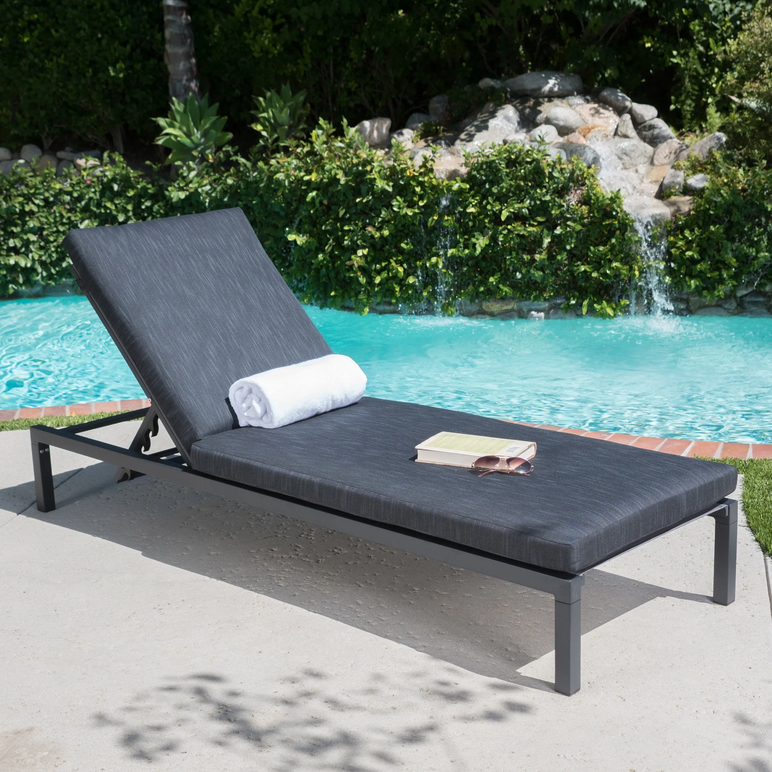 Outdoor Mesh Aluminum Frame Chaise Lounge w/ Water Resistant Cushion - NH283103 patio chairs, outdoor seating