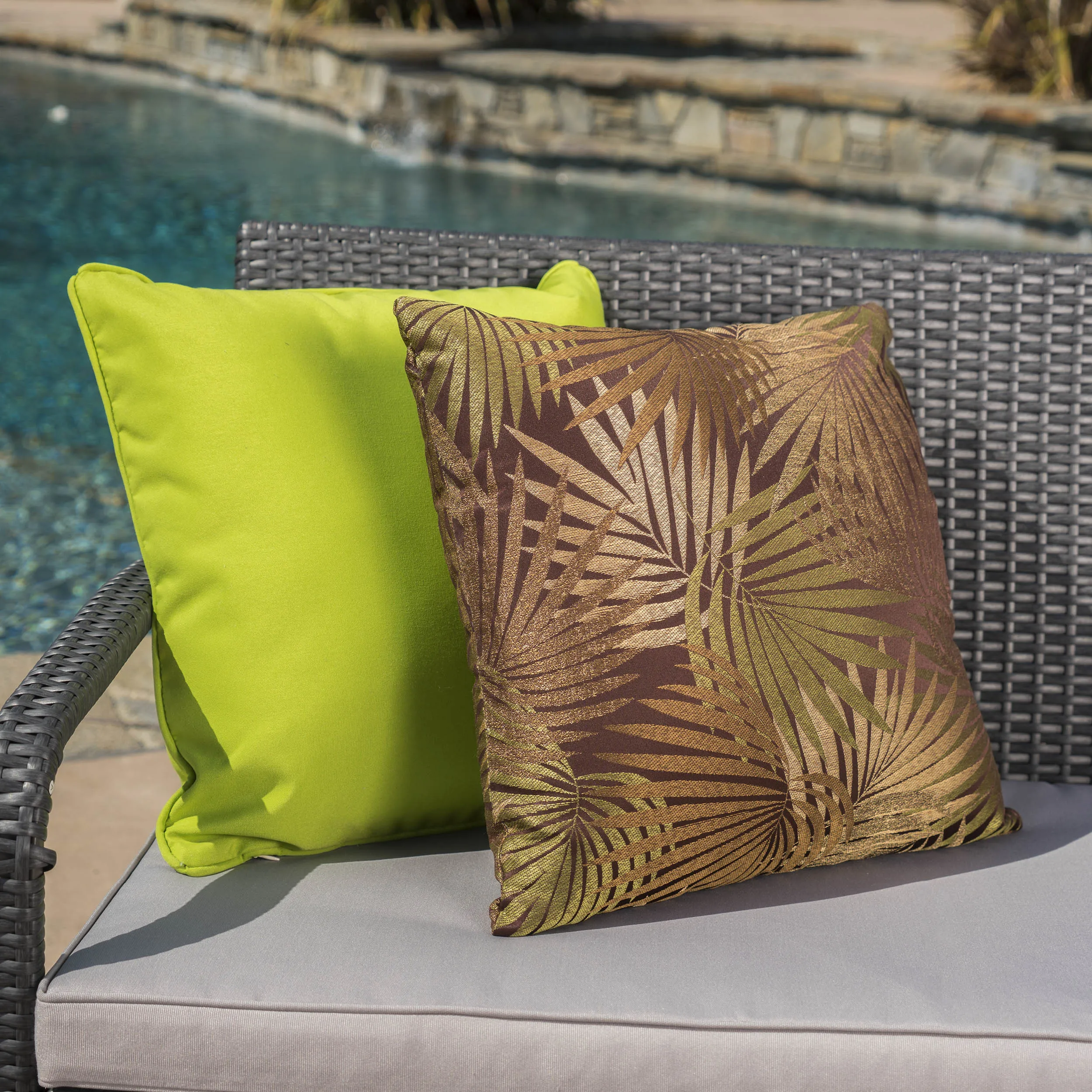 Outdoor Square Tropical Water Resistant Pillow (Set of 2) - NH447003