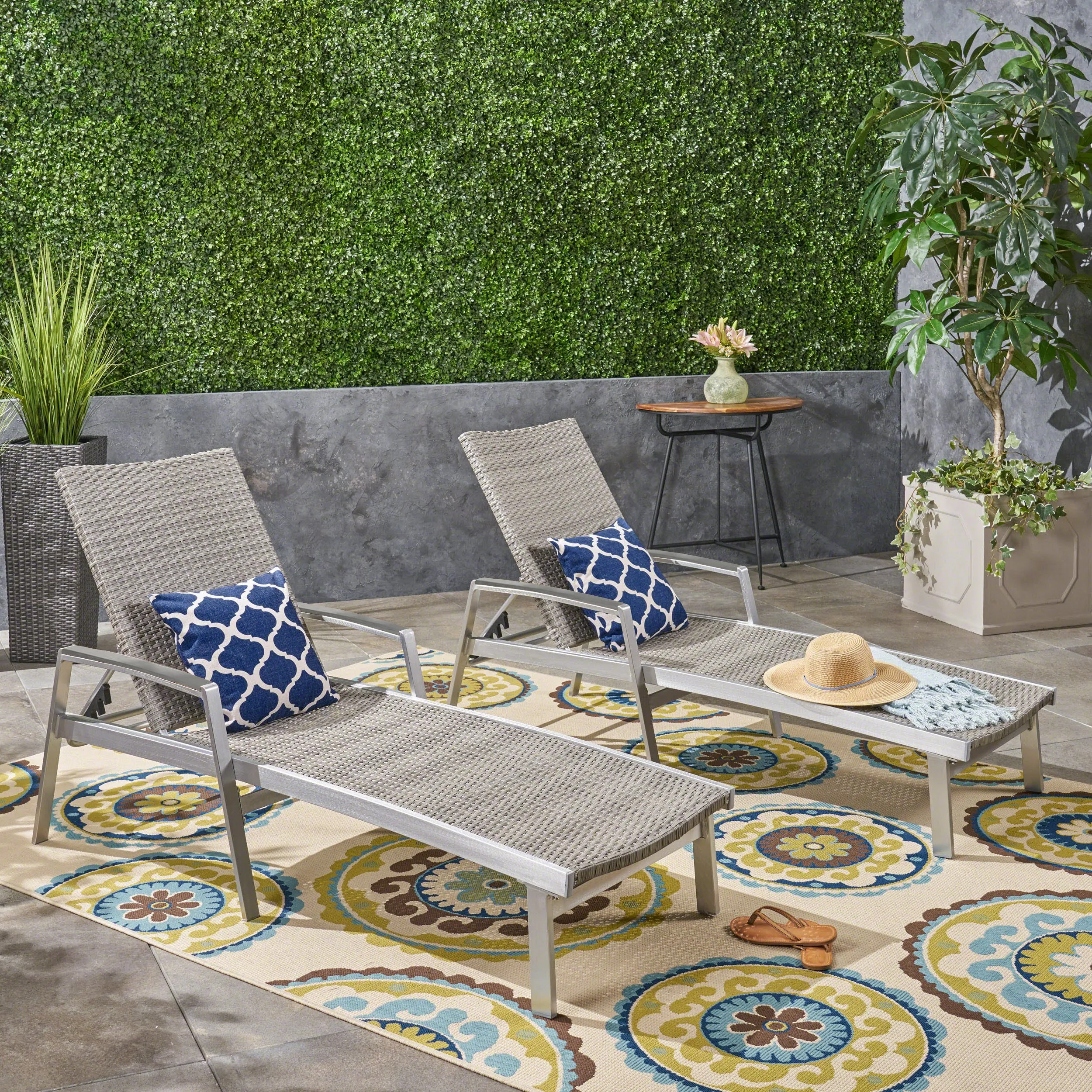 Outdoor Wicker and Aluminum Chaise Lounge, Gray Finish - NH455503