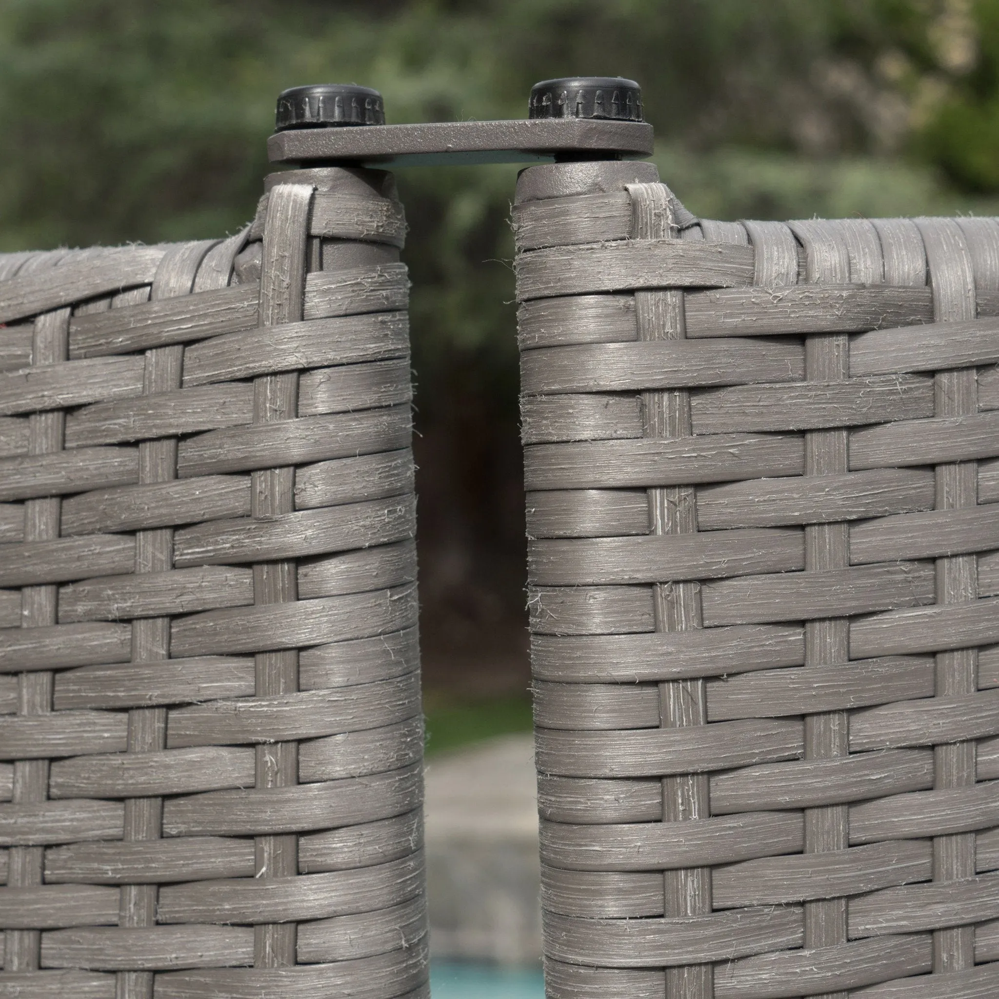 Outdoor Wicker Privacy Screen - NH673003