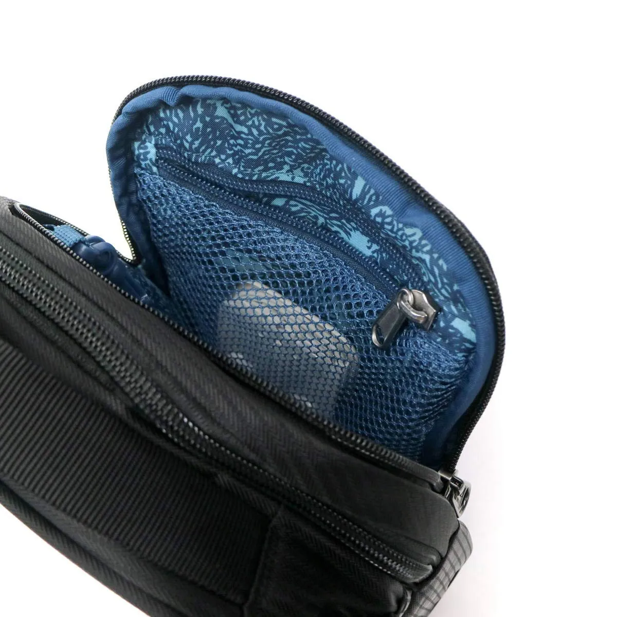 PacSafe Metrosafe LS100 3 Liter Anti Theft Crossbody/Shoulder Bag-Fits 7 inch Tablet Bags Pacsafe
