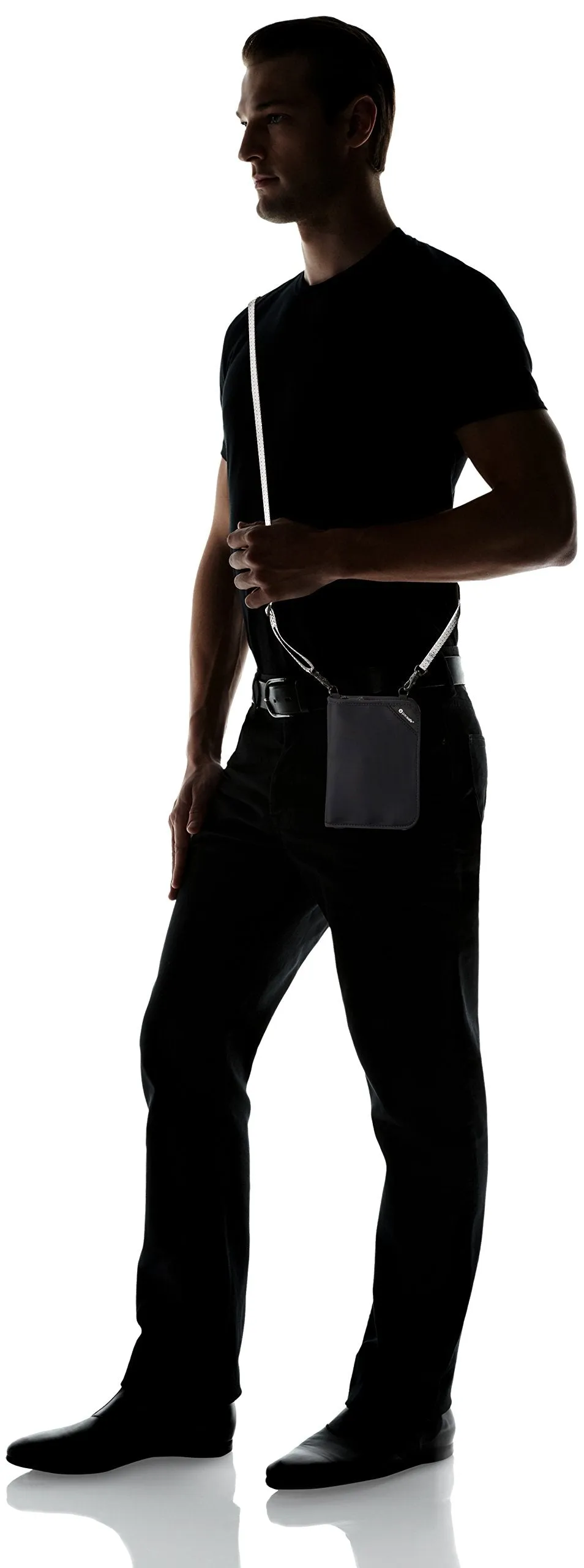 Pacsafe RFIDsafe V150 Anti theft RFID blocking compact organiser Bags Pacsafe