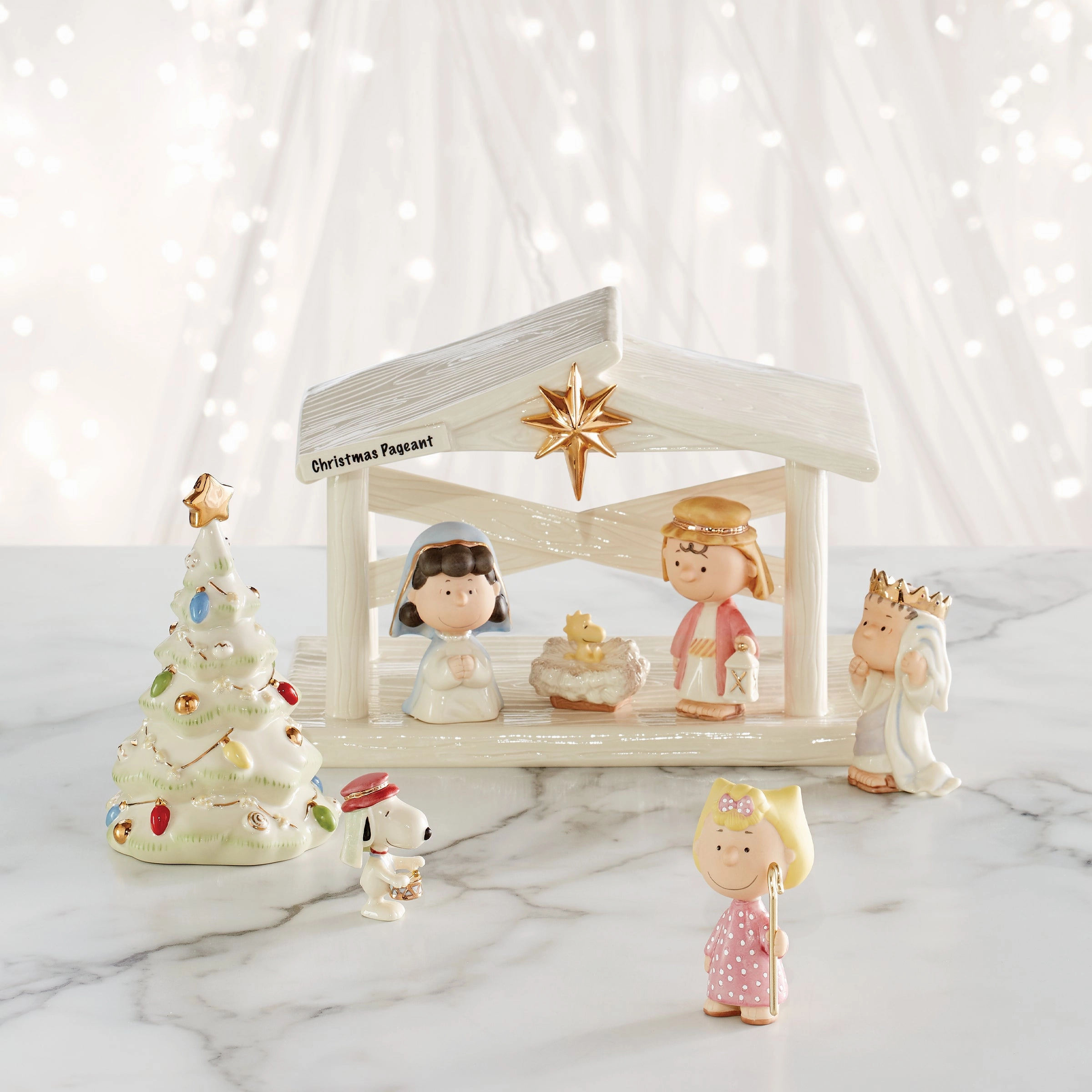 Peanuts The Christmas Pageant Creche