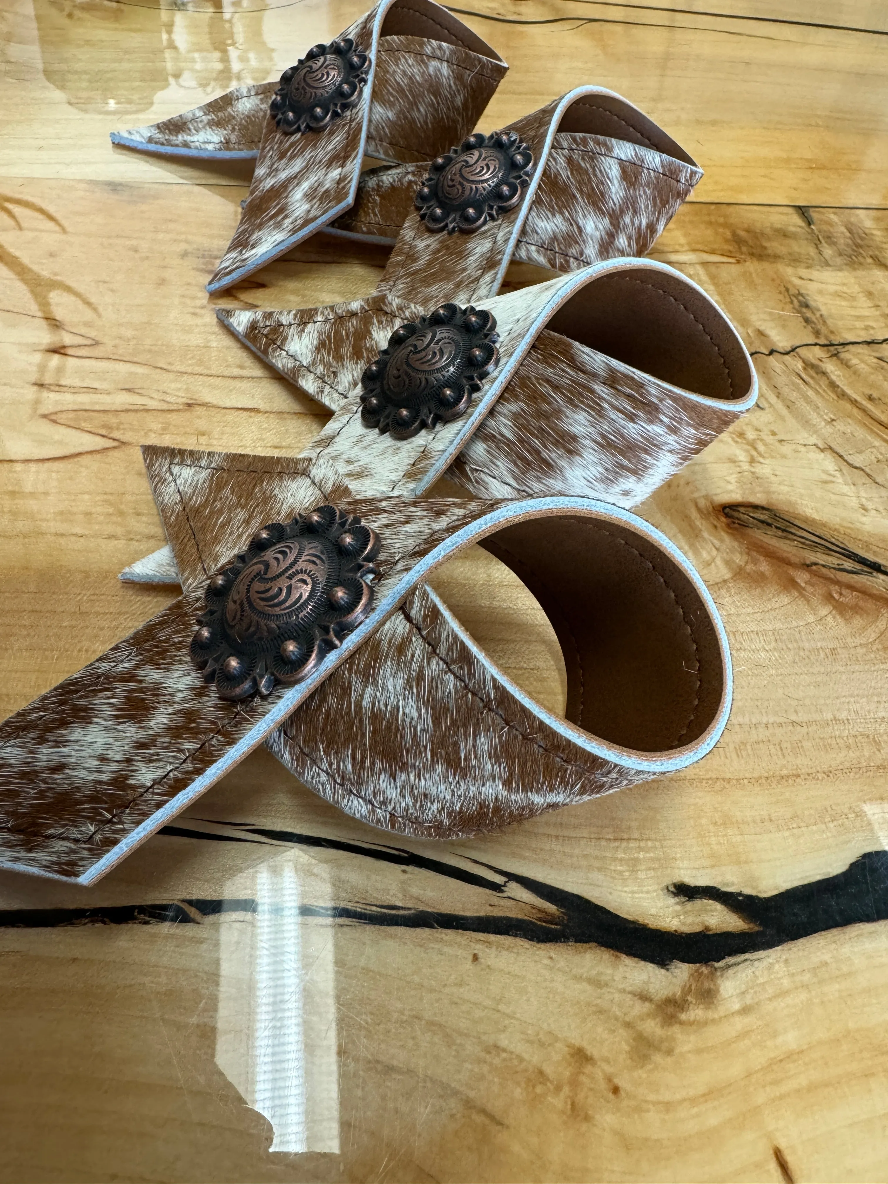 Peppered Brown White Cowhide Concho Napkin Rings