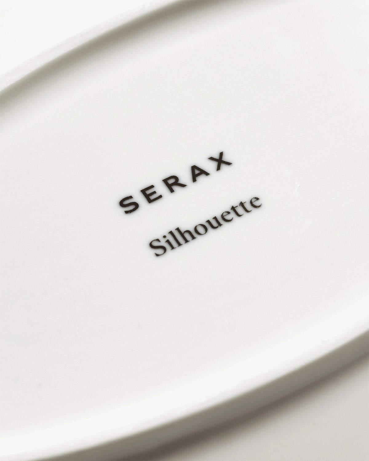Plate oval L white Silhouette