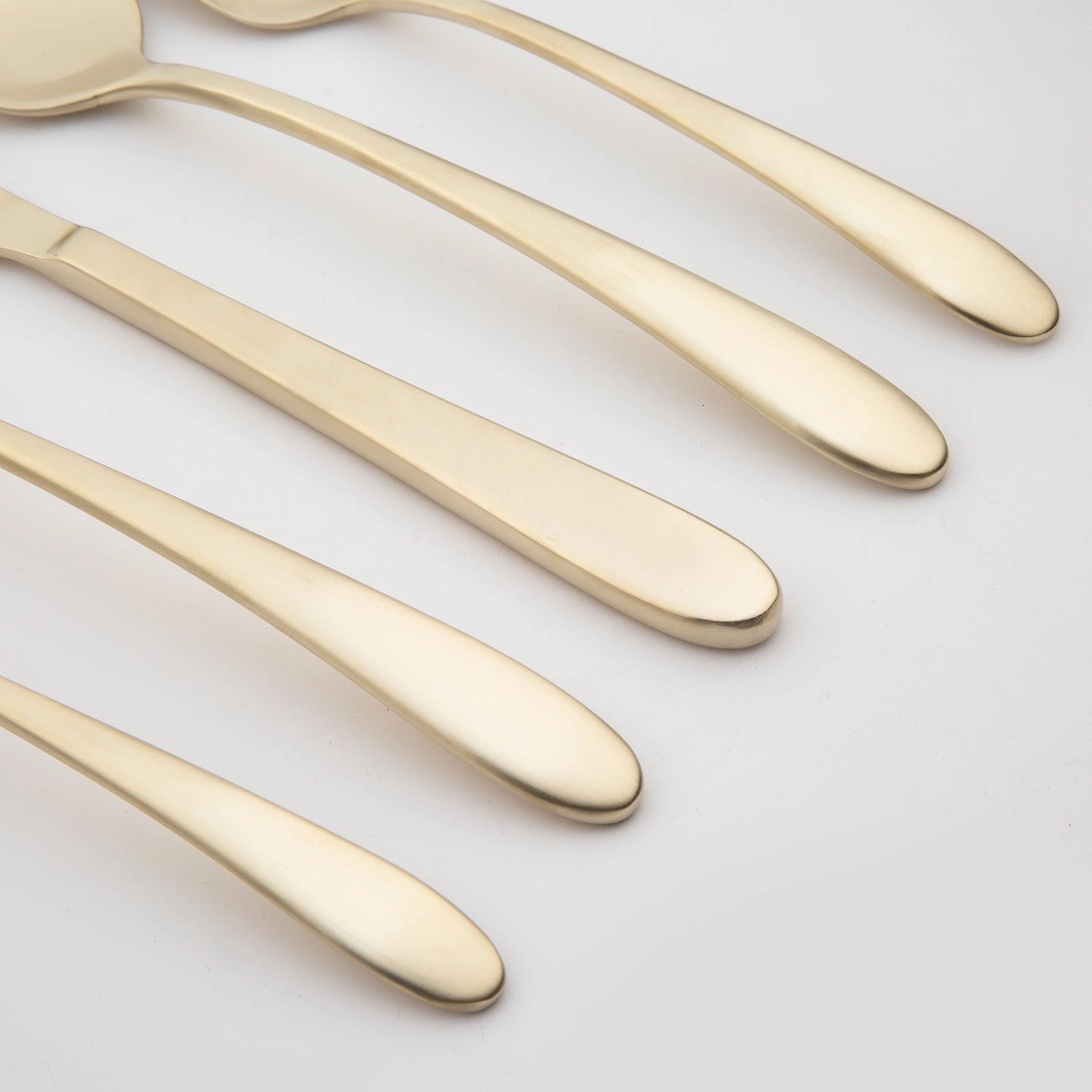 Poet Champagne Satin 20 Piece Flatware Set