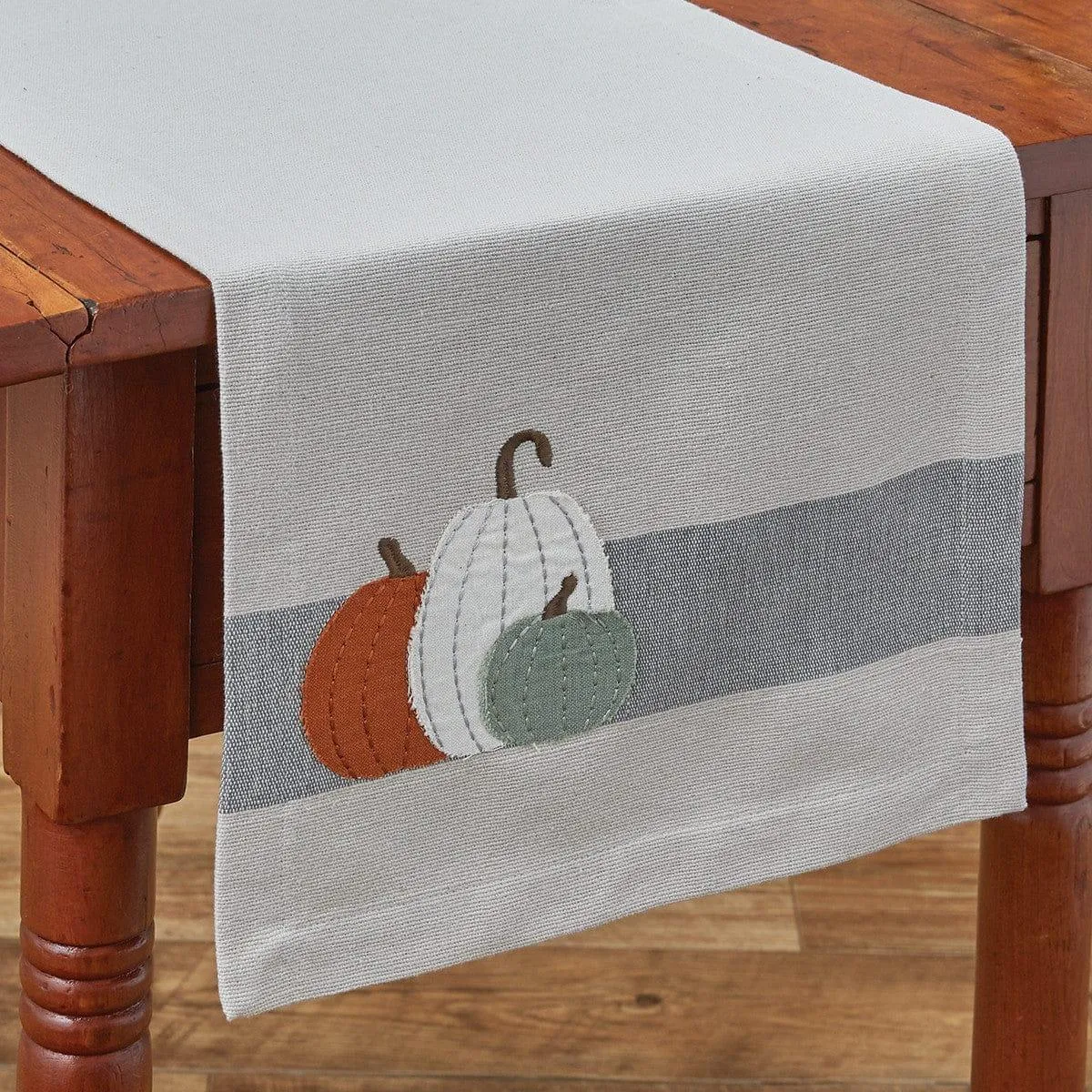 Pumpkin Patch Table Runner blender, kitchen appliance