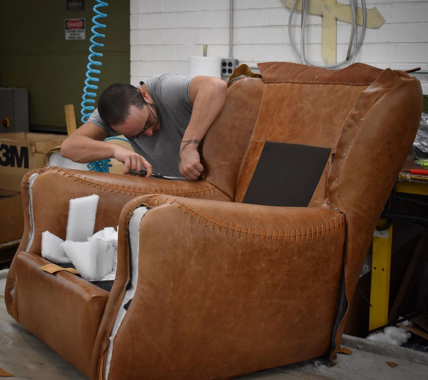 Rambler Leather Lounge Chair & Ottoman