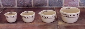 Ranch Brands Ceramic Measuring Cups baking dish, nonstick cookware