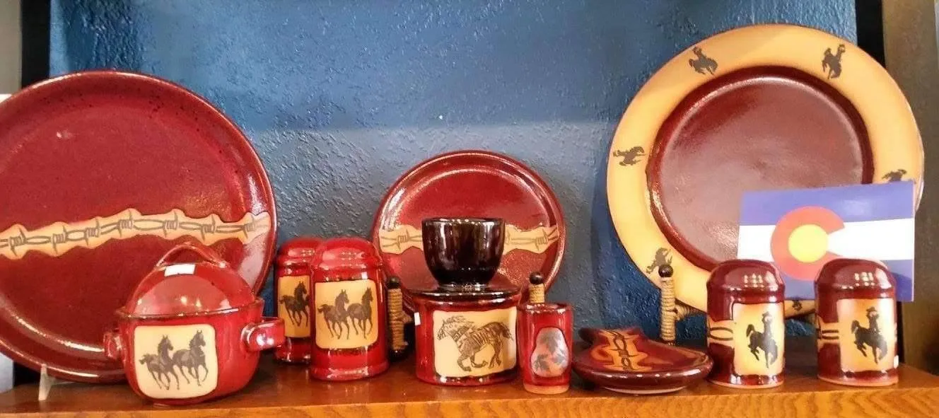 Running Horses Utensil Crocks Red