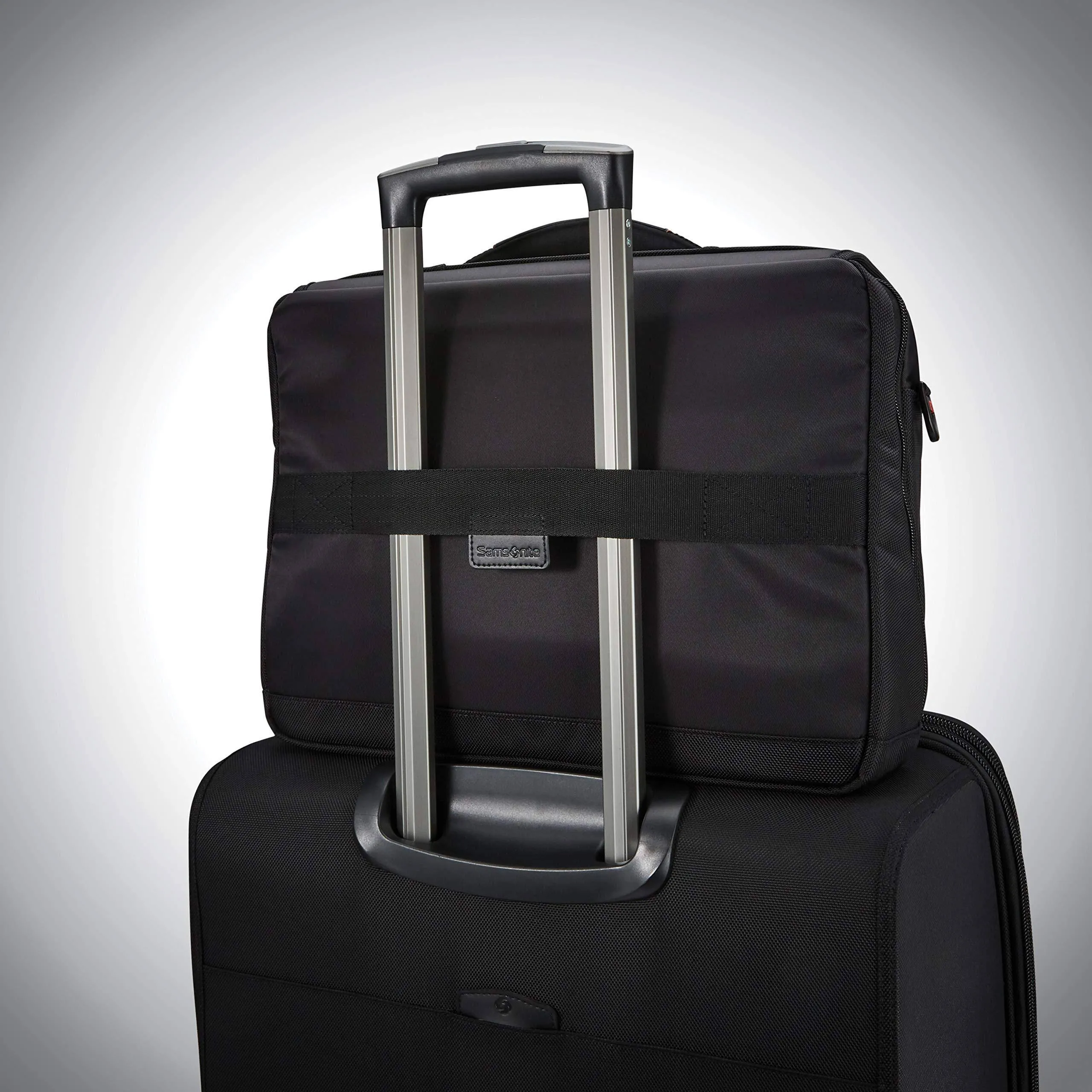 Samsonite PRO 15.6" Slim Messenger Bags Samsonite