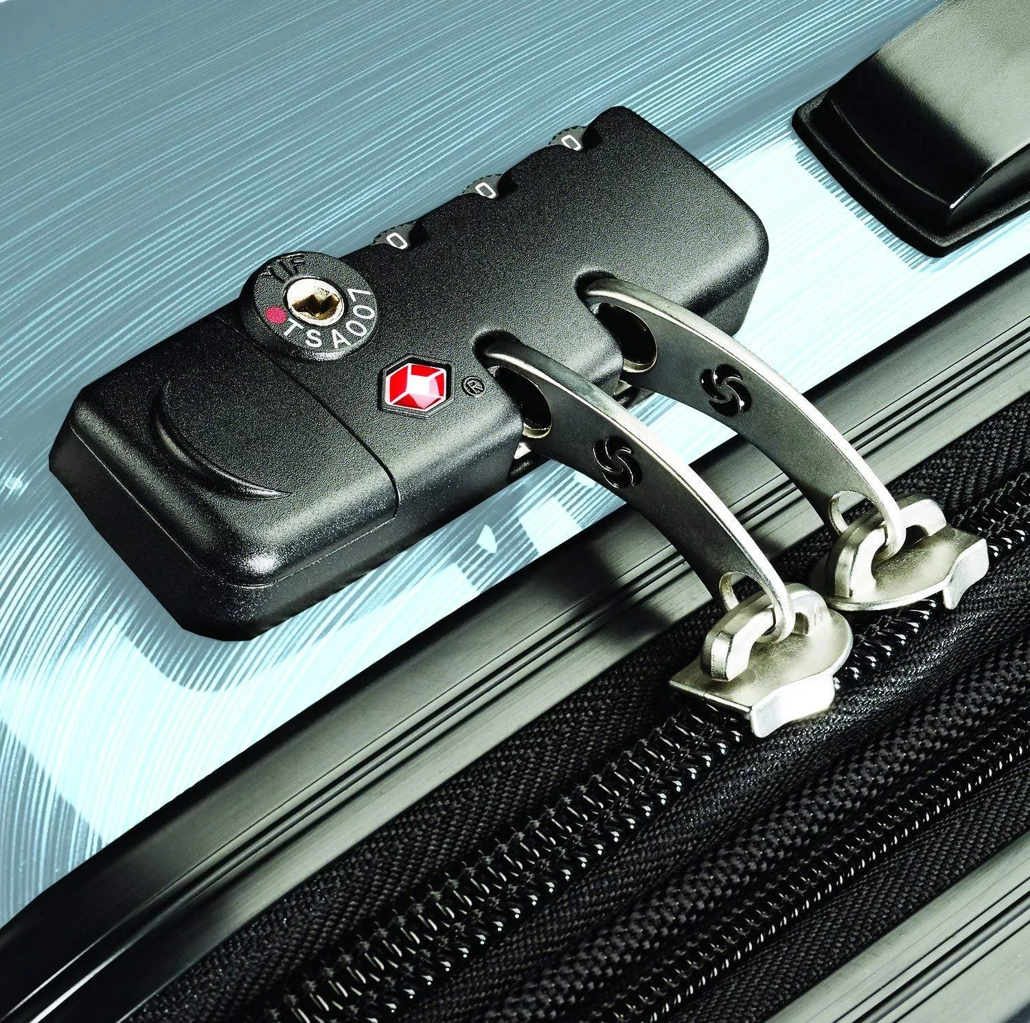Samsonite Winfield 2 24" 4-Wheel Medium Luggage Bags Samsonite