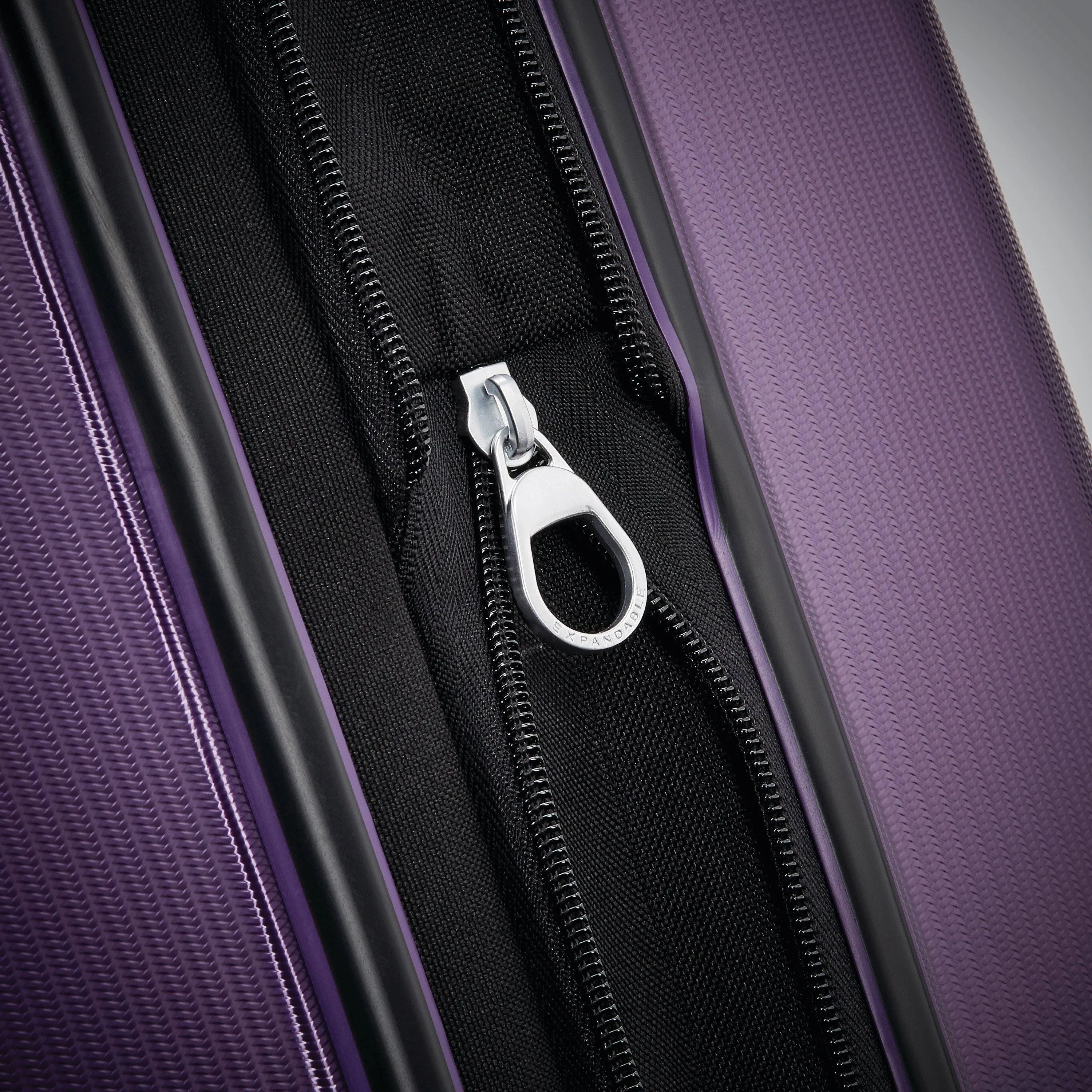 Samsonite Winfield 3 DLX Carry-On 20-Inch 4-Wheel Carry-On Luggage Bags Samsonite