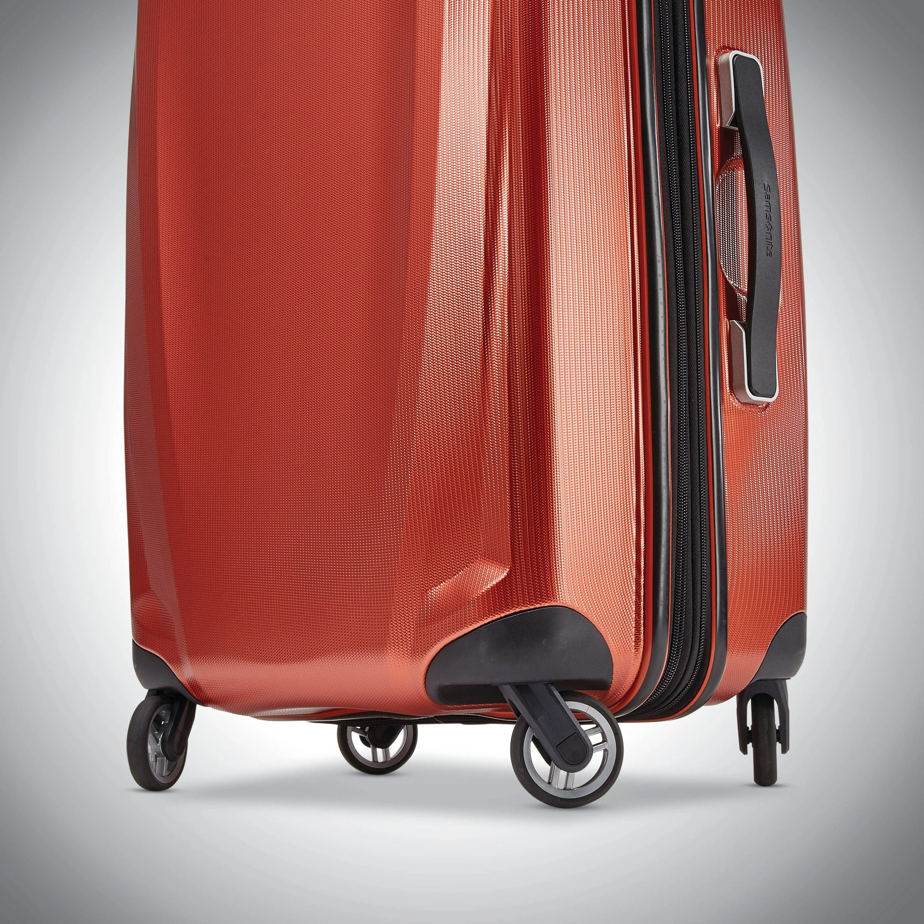 Samsonite Winfield 3 DLX Carry-On 20-Inch 4-Wheel Carry-On Luggage Bags Samsonite
