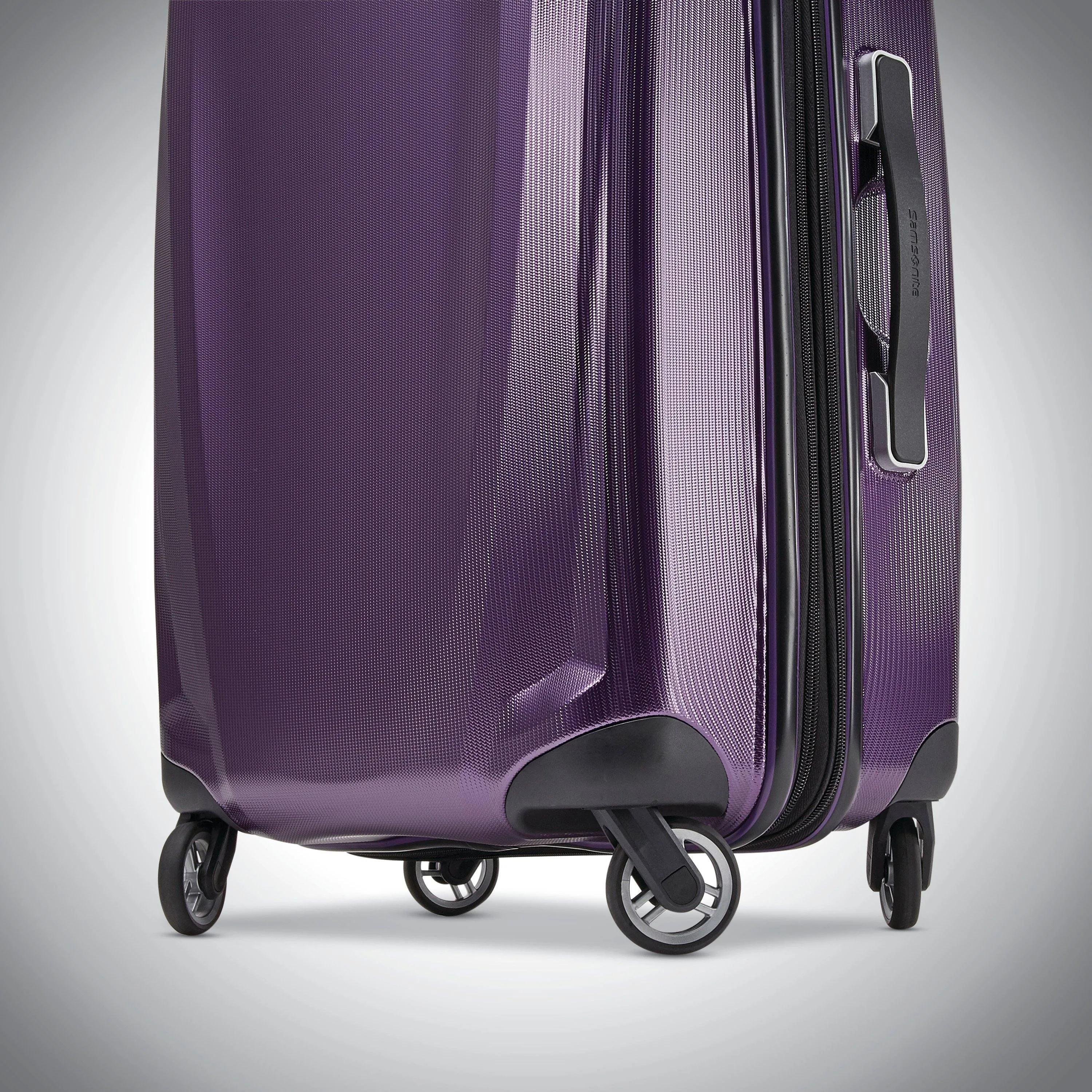 Samsonite Winfield 3 DLX Carry-On 20-Inch 4-Wheel Carry-On Luggage Bags Samsonite