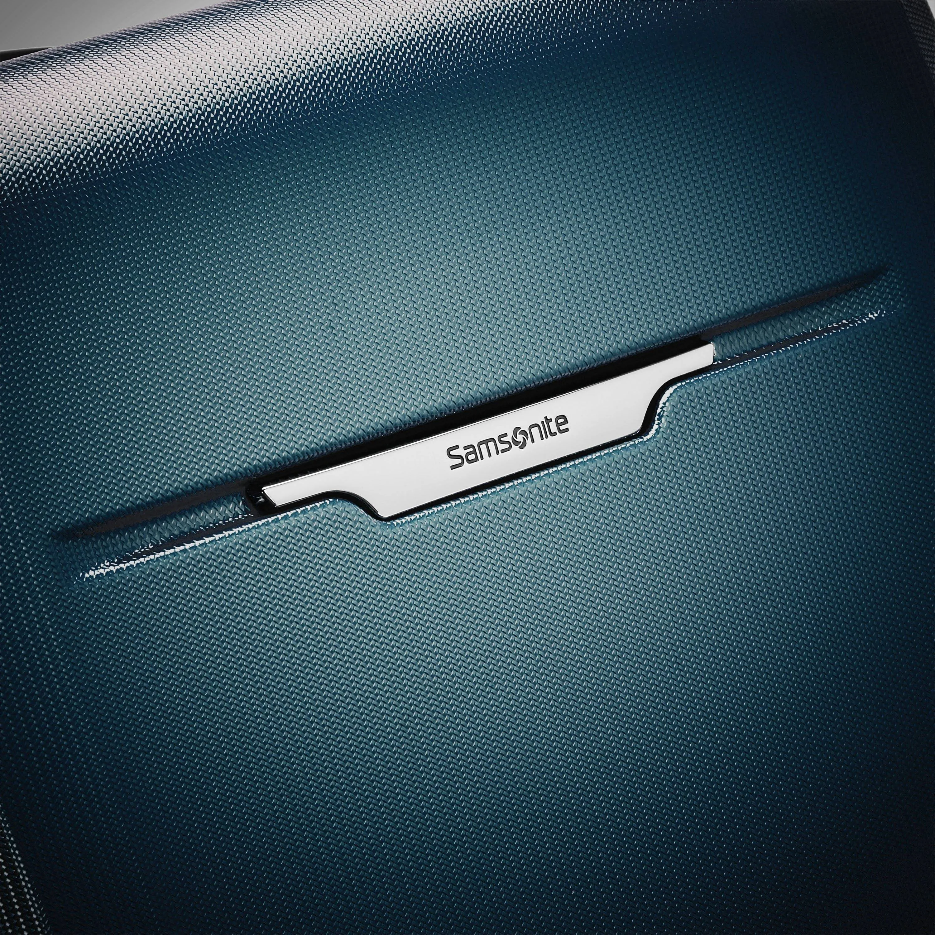 Samsonite Winfield 3 DLX Carry-On 20-Inch 4-Wheel Carry-On Luggage Bags Samsonite
