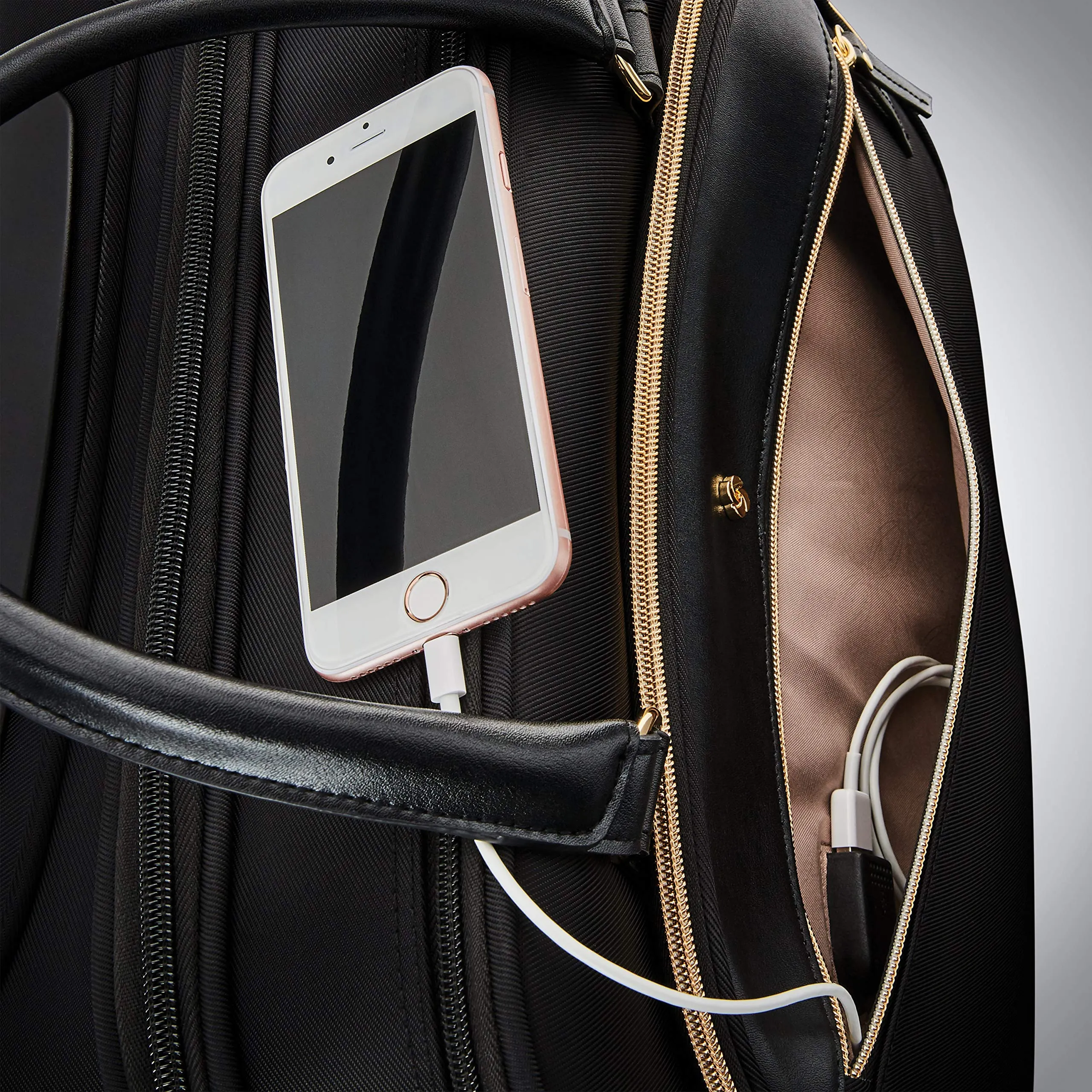 Samsonite Women's Mobile Solution Business Travel - Expandable 19-inch Spinner Bags Samsonite