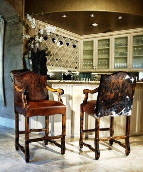 Santa Ana Wide Western Bar Chairs glassware set, wine glass