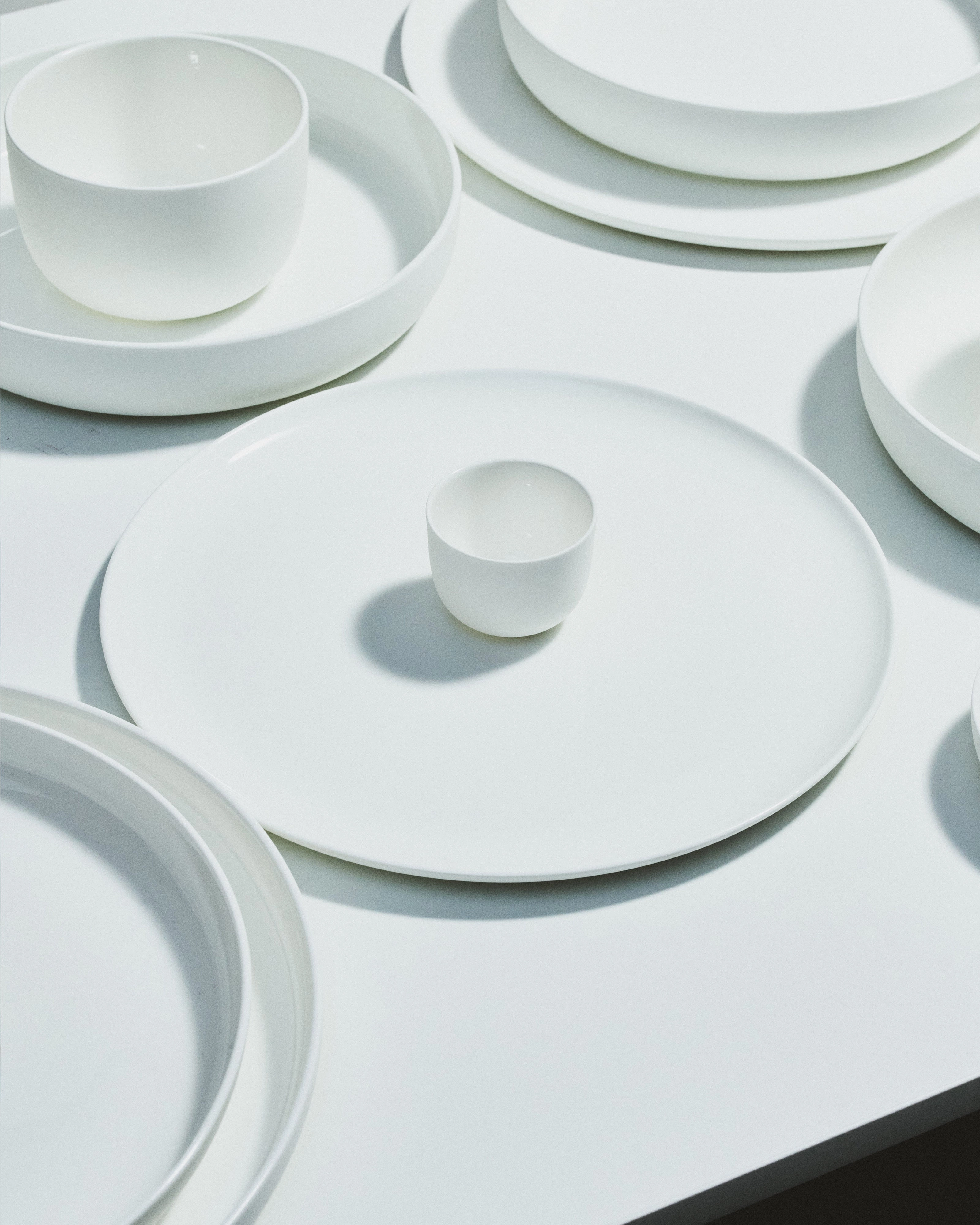 Serving plate high white Base