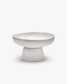 Serving plate on foot off-white La Mre