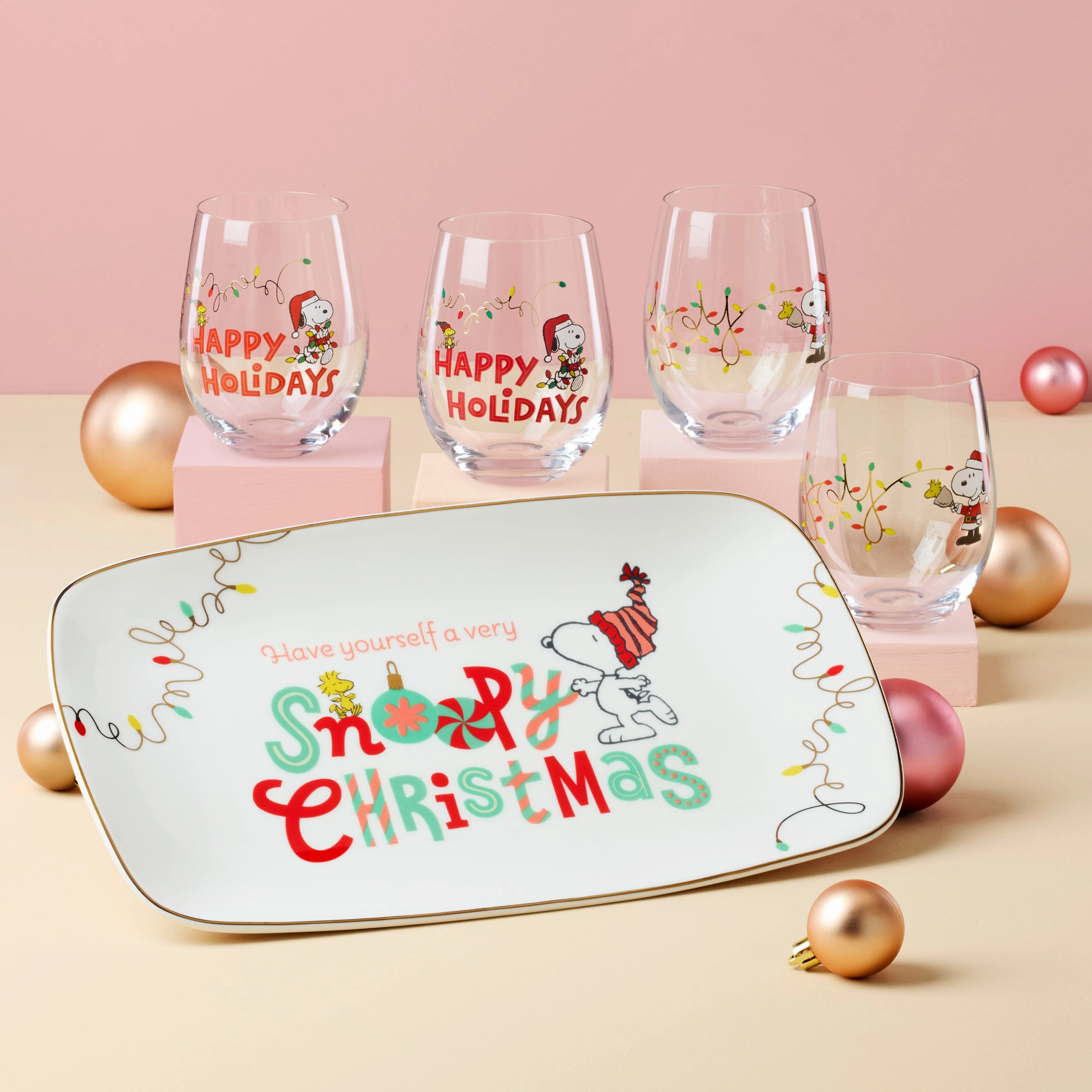 Snoopy Christmas Glass Tumblers - Set Of 4