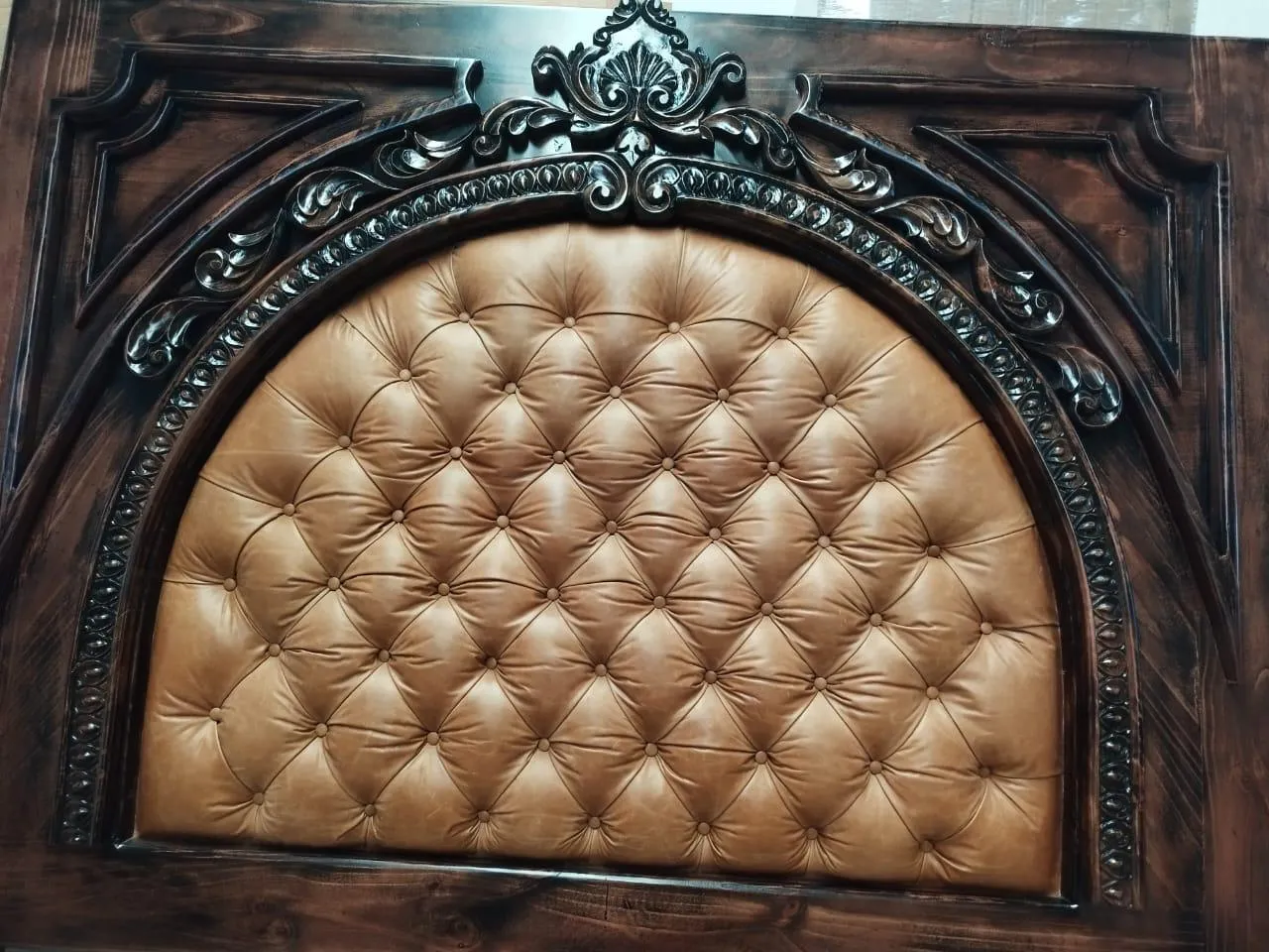 Spanish Manor Tufted Leather Bed