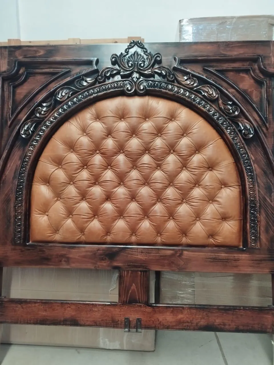 Spanish Manor Tufted Leather Bed