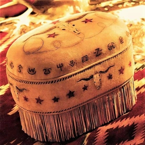 Suede Deer Hide Ottoman w/ Longhorn Art table runner, placemat