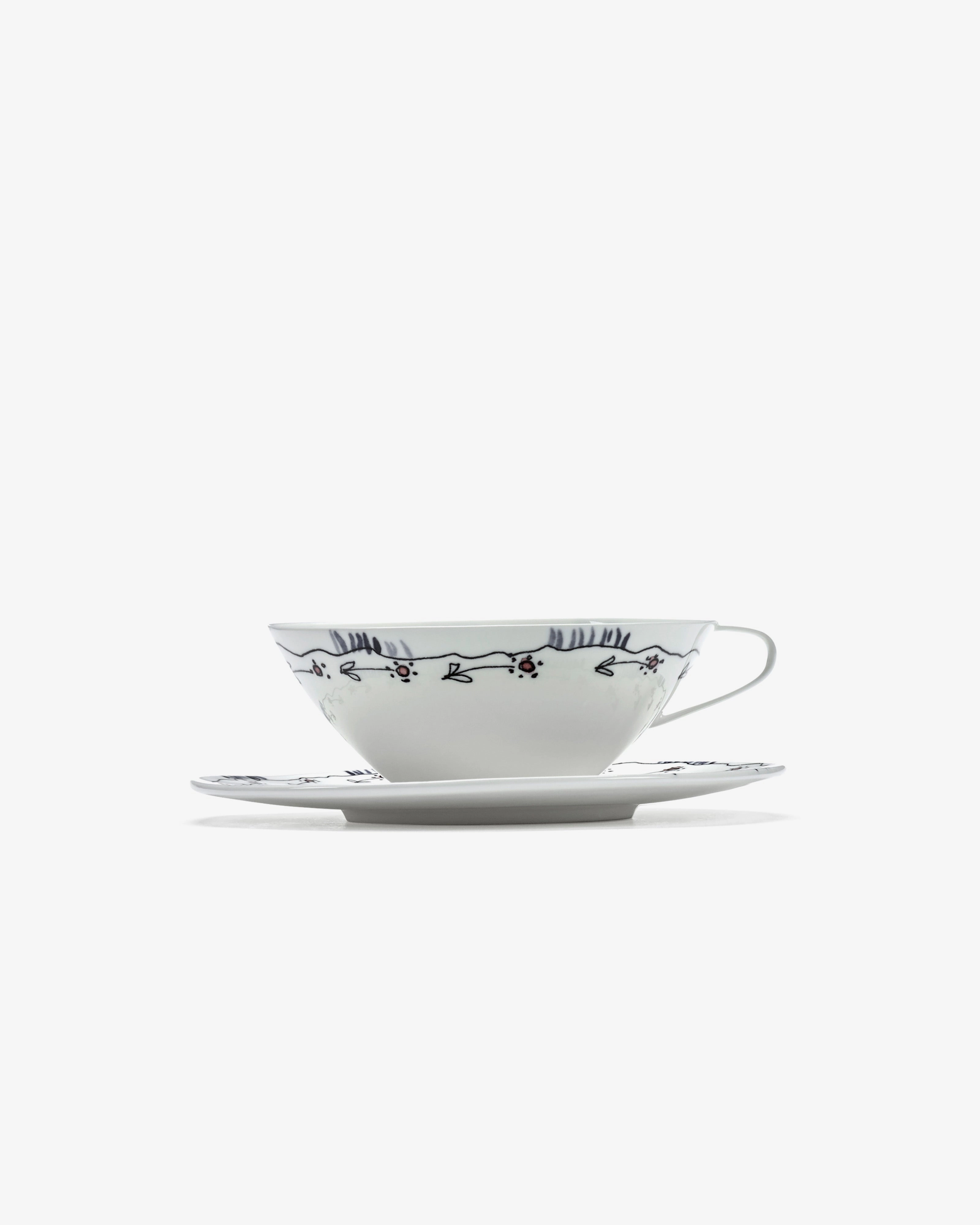 Tea cup with saucer Anemone milk Midnight Flowers