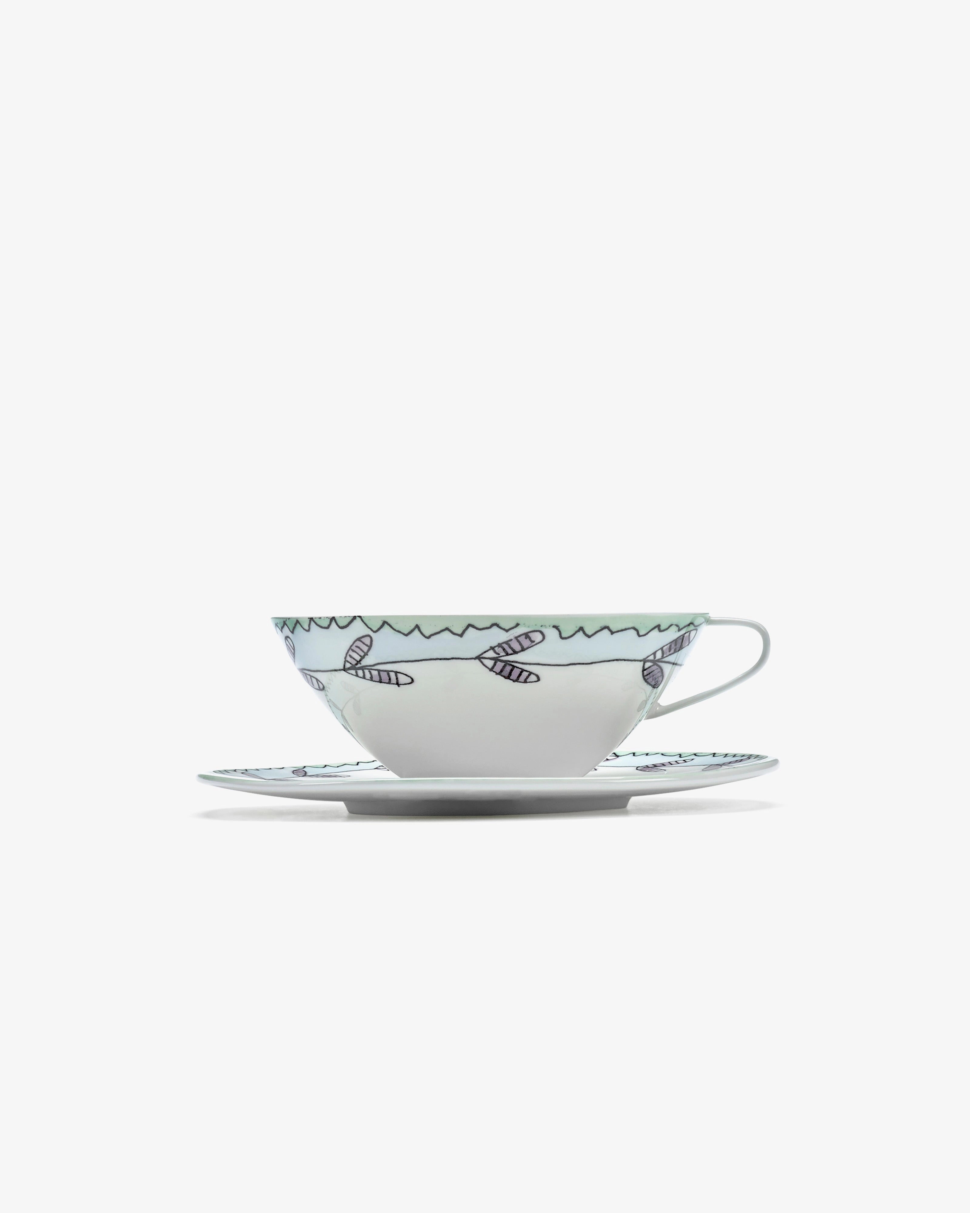 Tea cup with saucer Blossom milk Midnight Flowers