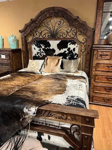 Tooled Leather Alicante Bed