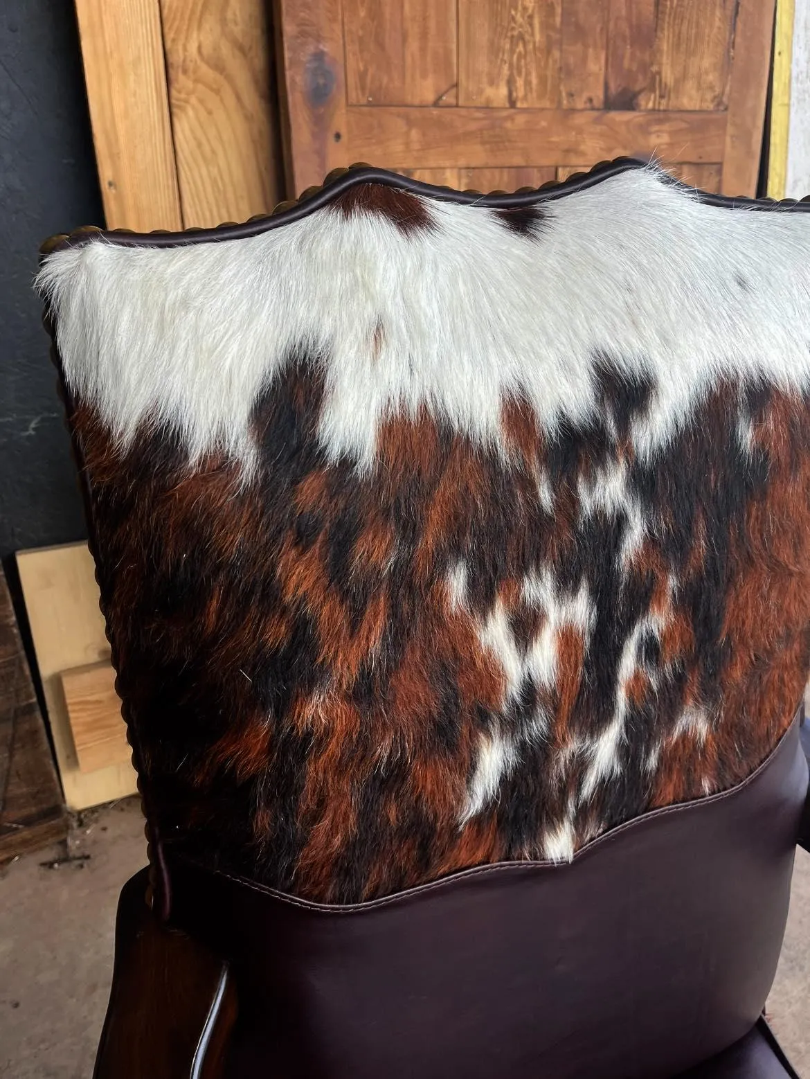 Tri Color Cowhide & Leather Office Chair