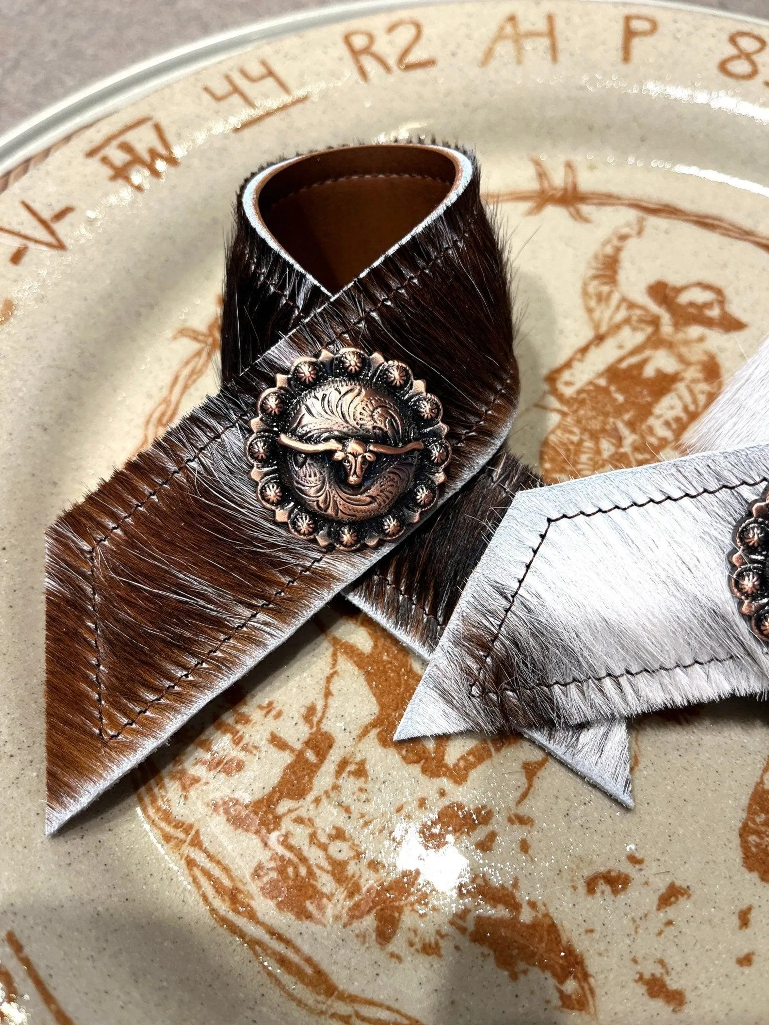 Tri Color Cowhide Napkin Rings